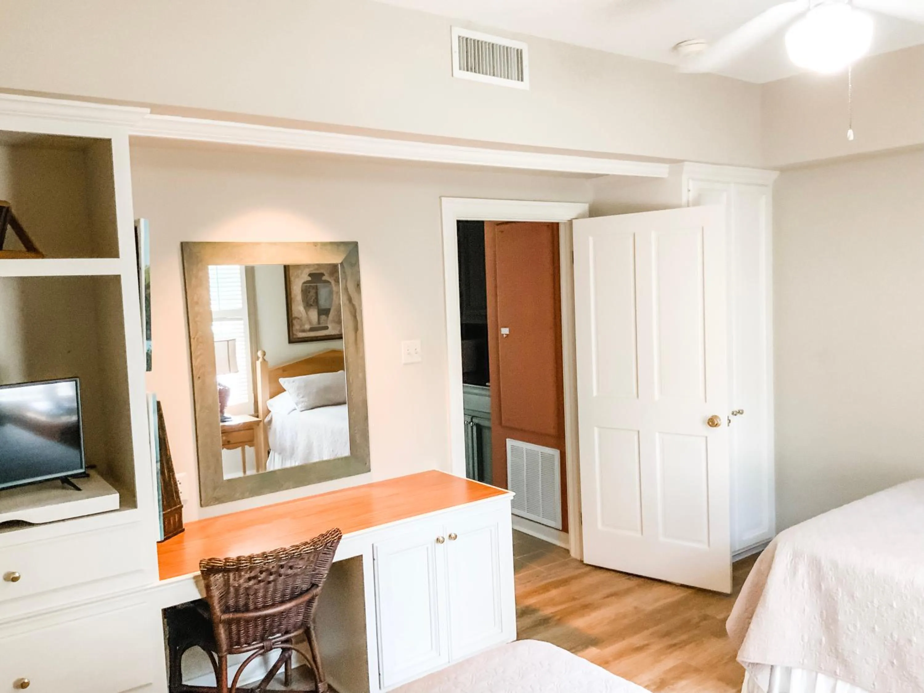 Bedroom, Bed in The Lodge at The Bluffs