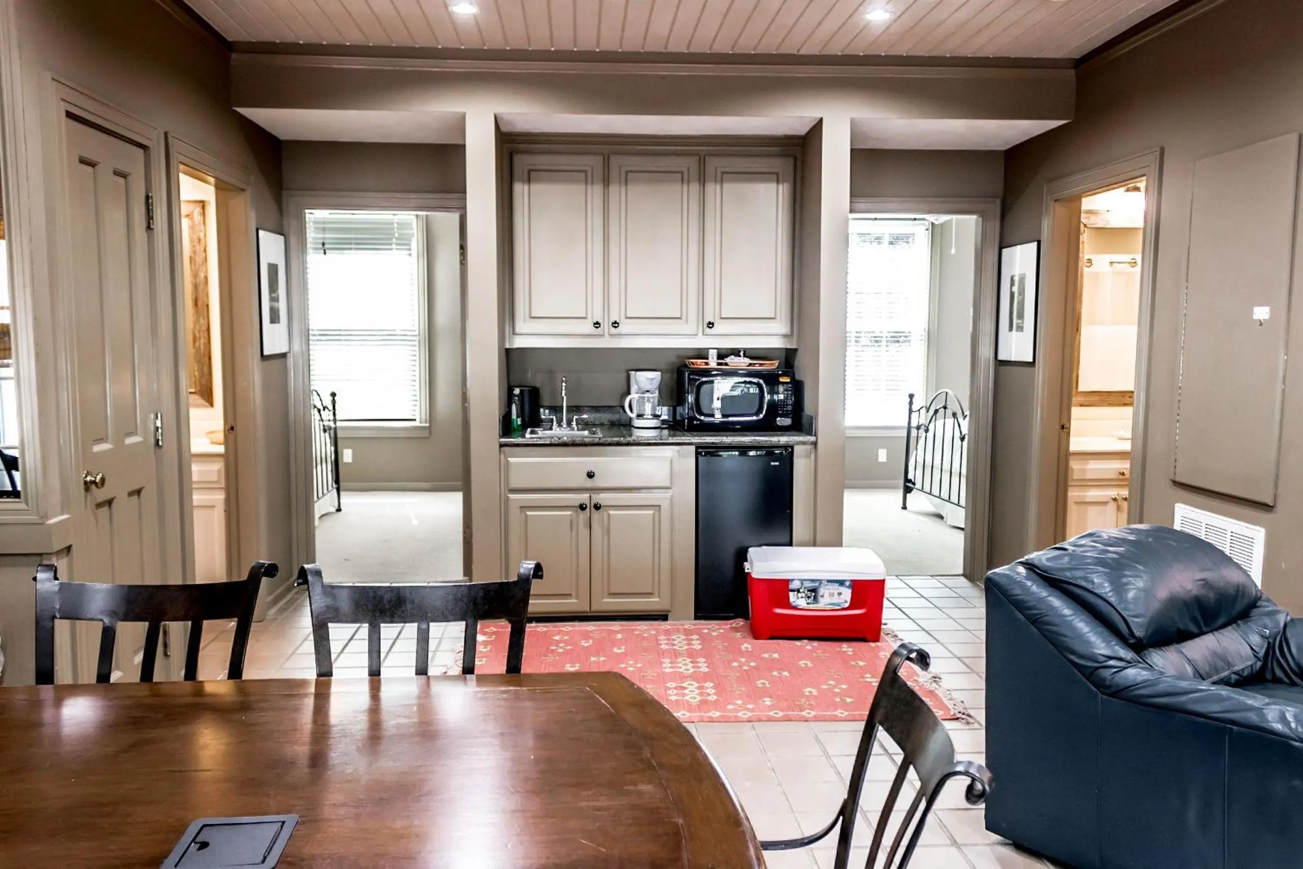 Kitchen or kitchenette in The Lodge at The Bluffs