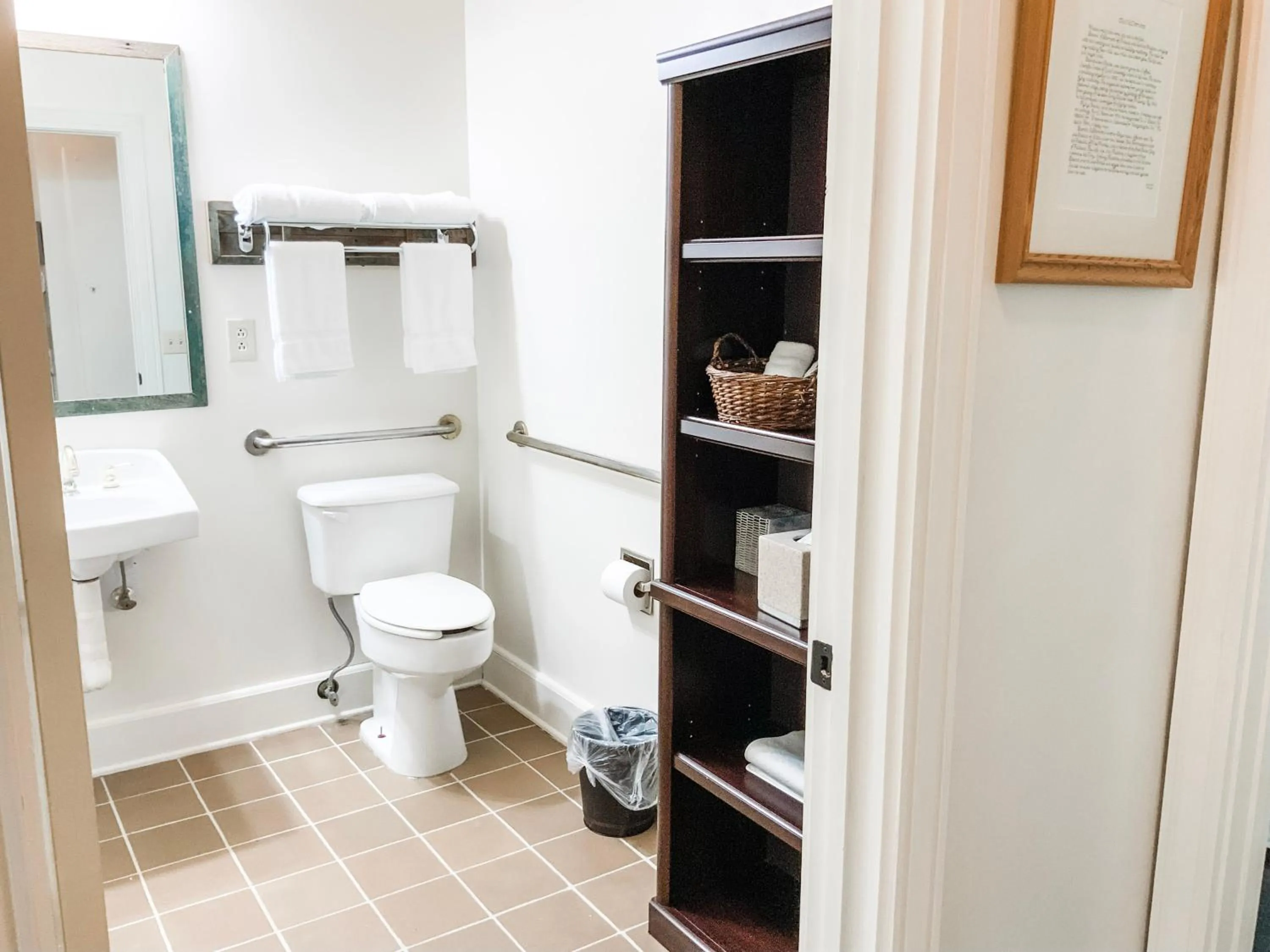 Bathroom in The Lodge at The Bluffs