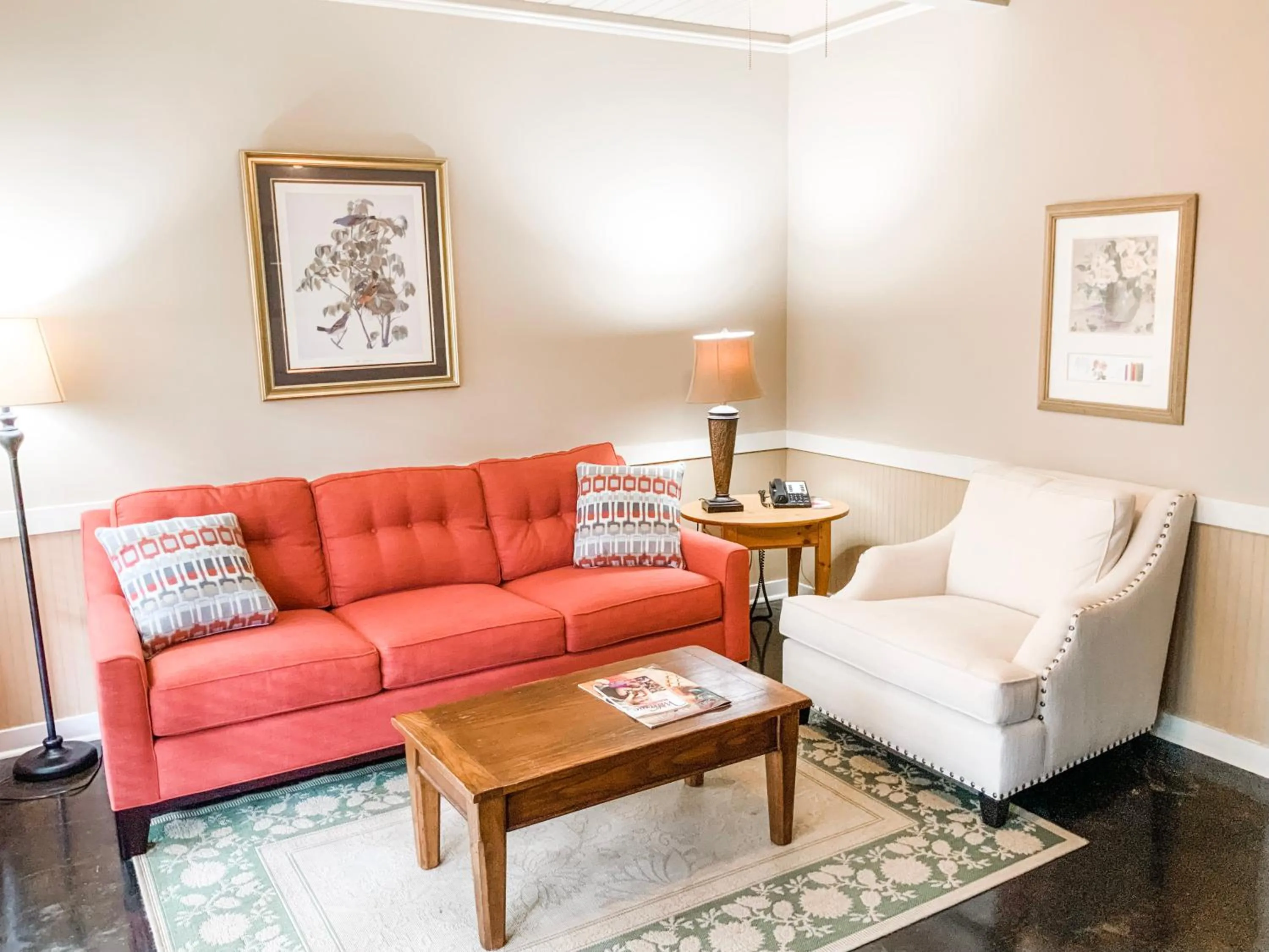 Living room in The Lodge at The Bluffs