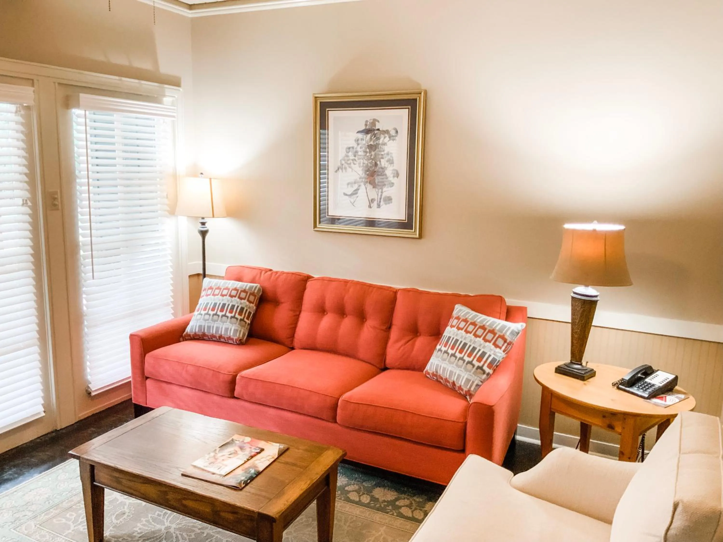 Living room in The Lodge at The Bluffs