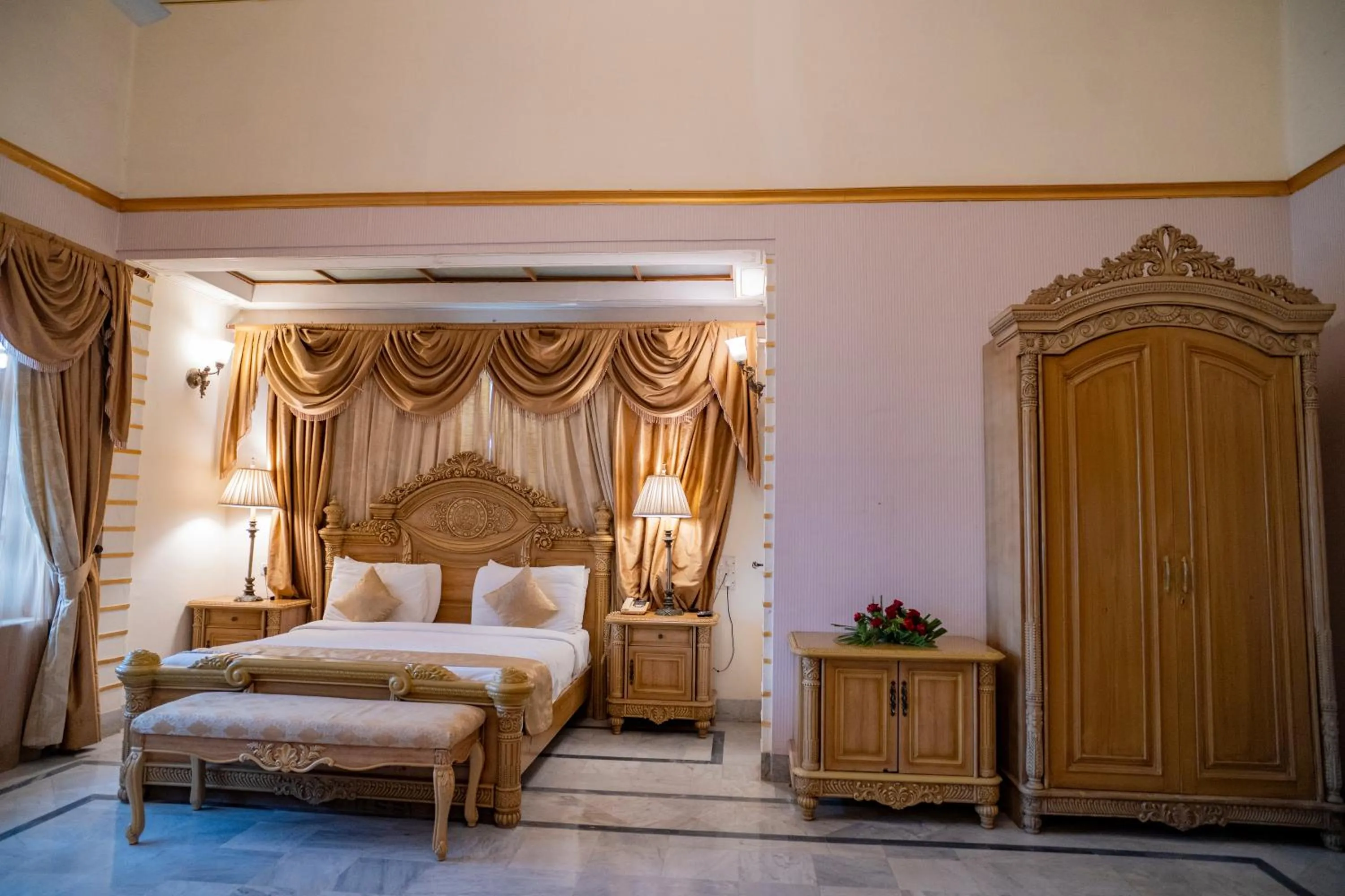 Bed in Hotel Merwara Estate- A Luxury Heritage Resort