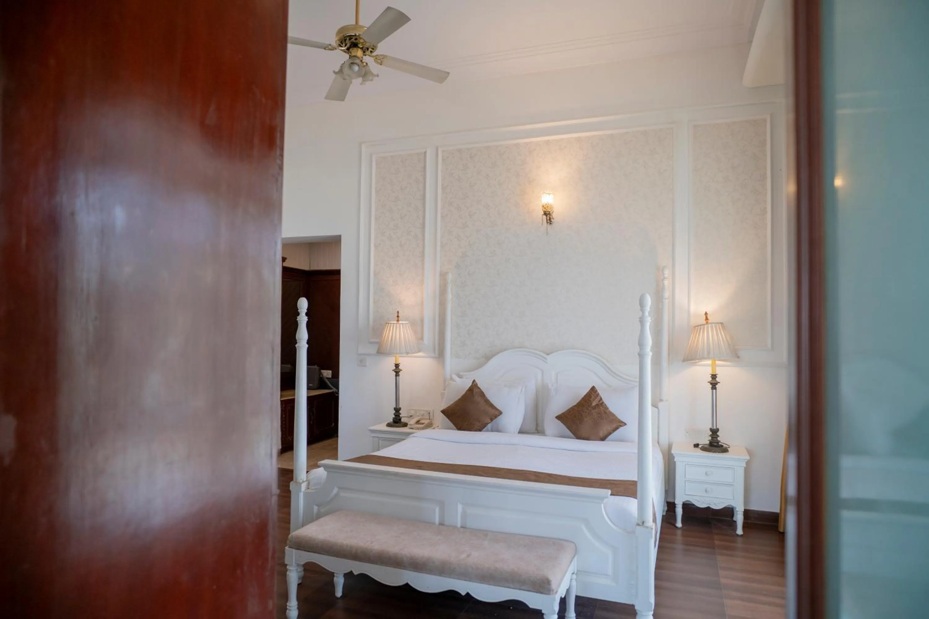 Bed in Hotel Merwara Estate- A Luxury Heritage Resort