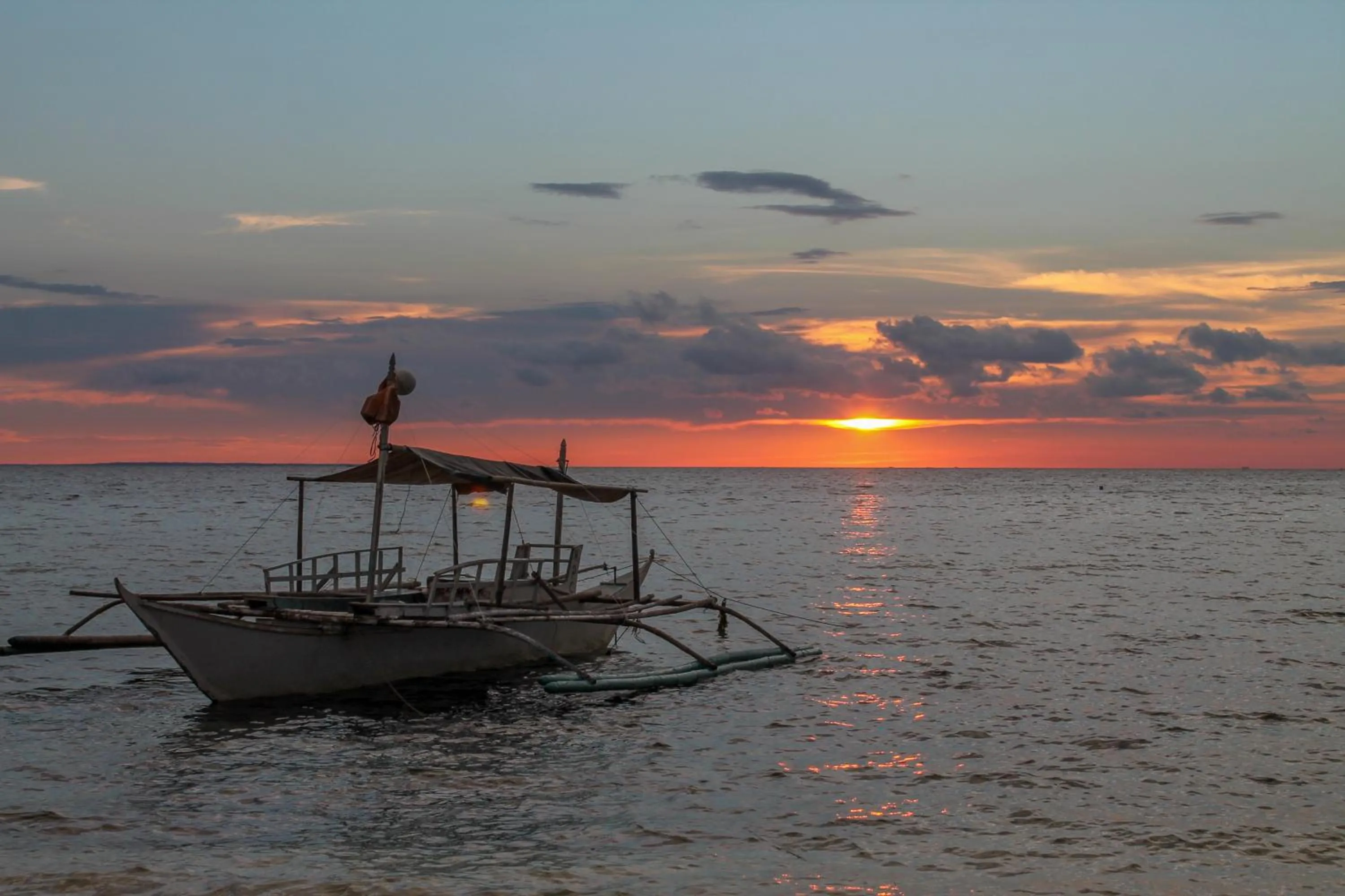 Sunset in Moonlight Resort