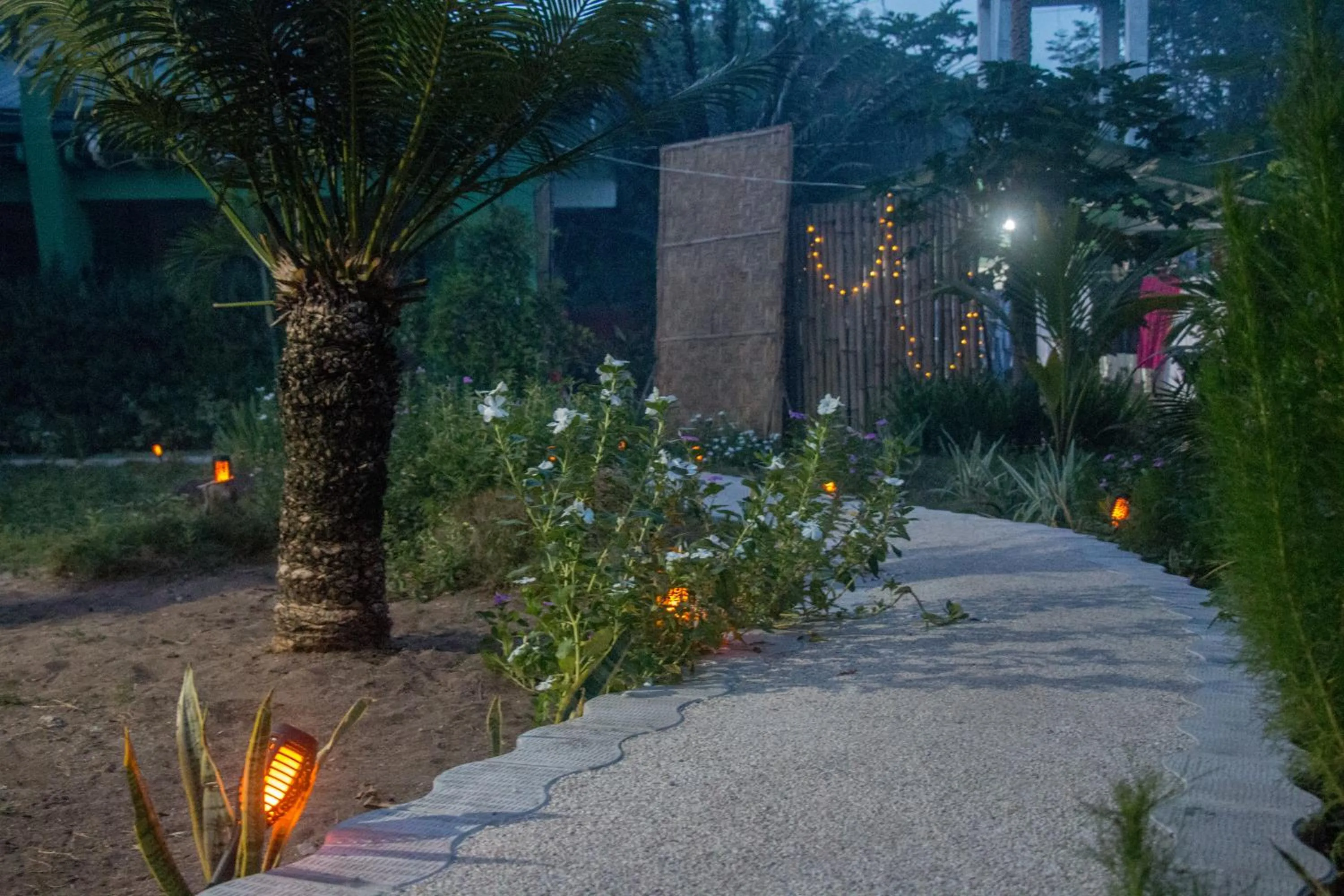 Garden in Moonlight Resort