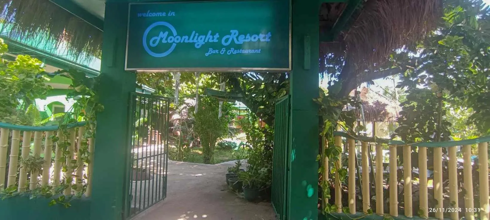 Facade/entrance in Moonlight Resort