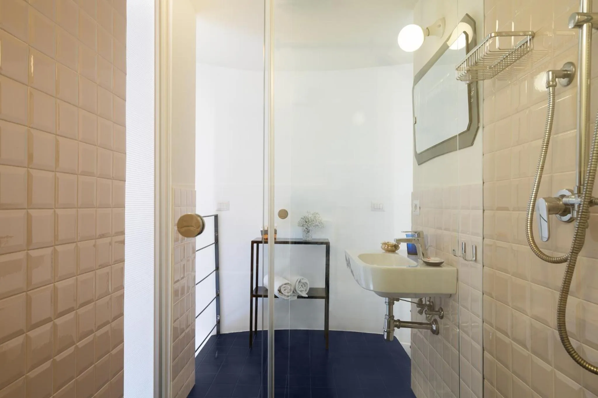 Bathroom in Marina Piccola 73