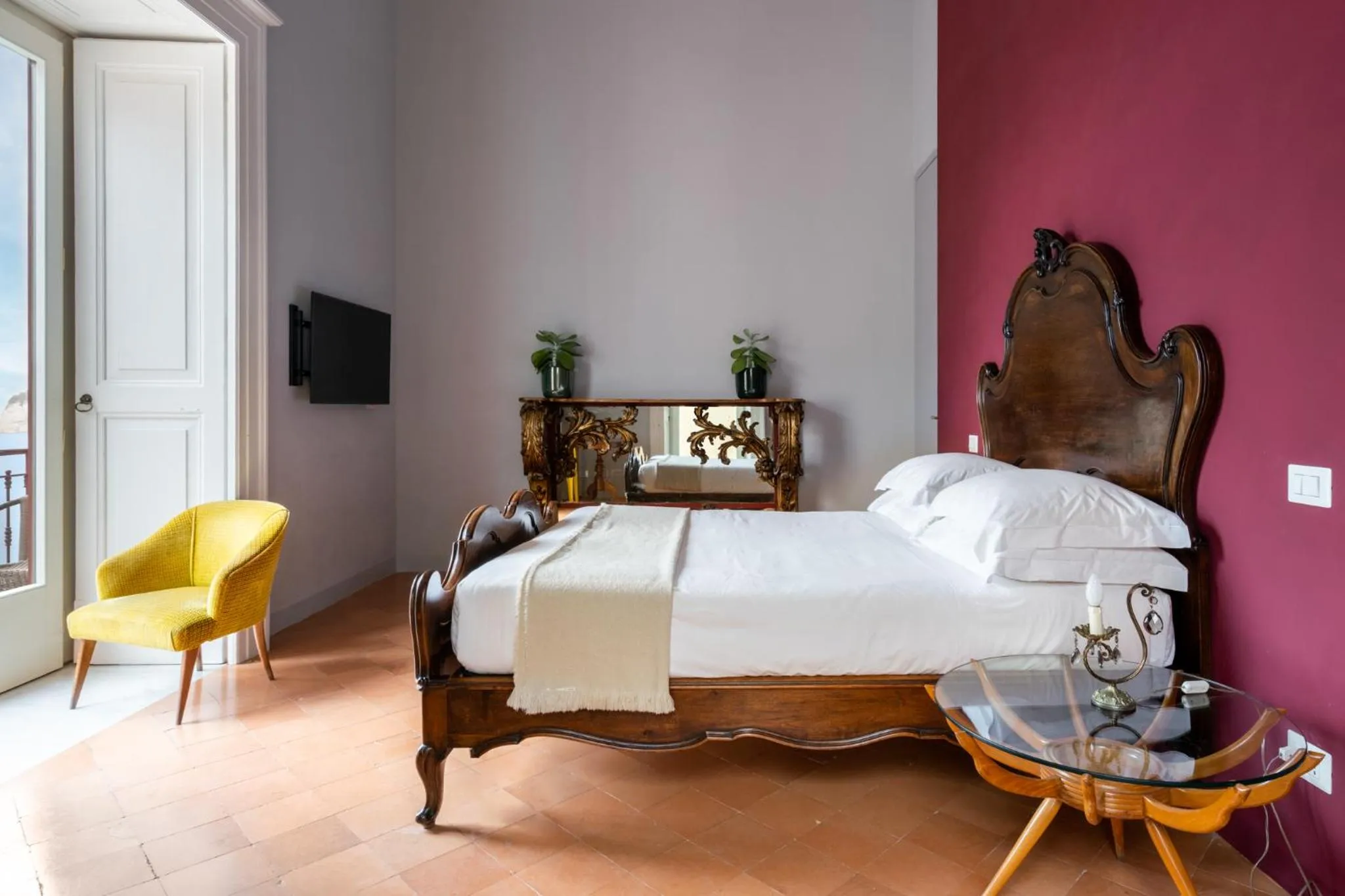 Photo of the whole room, Bed in Marina Piccola 73