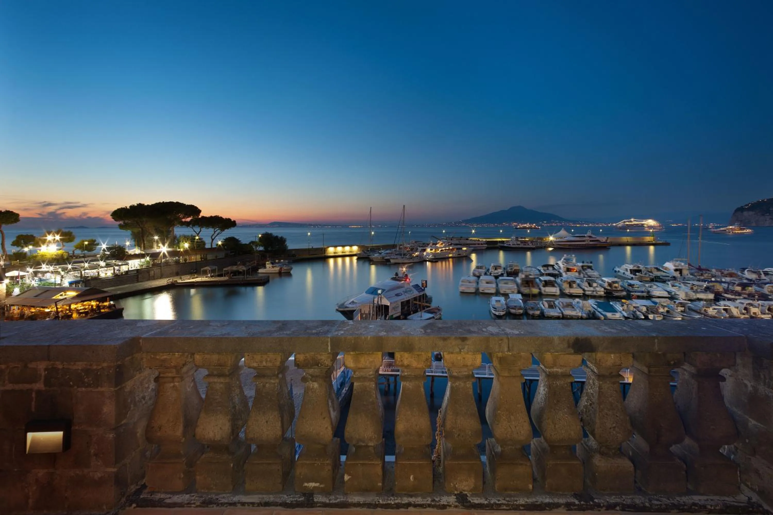 Nearby landmark in Marina Piccola 73