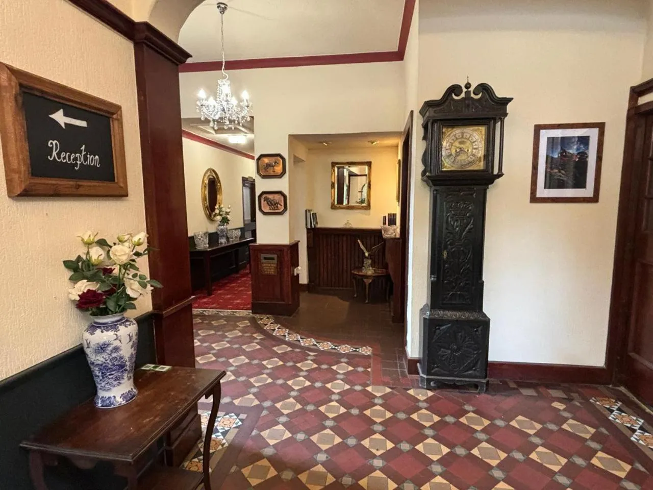 Facade/entrance in Royal Goat Hotel