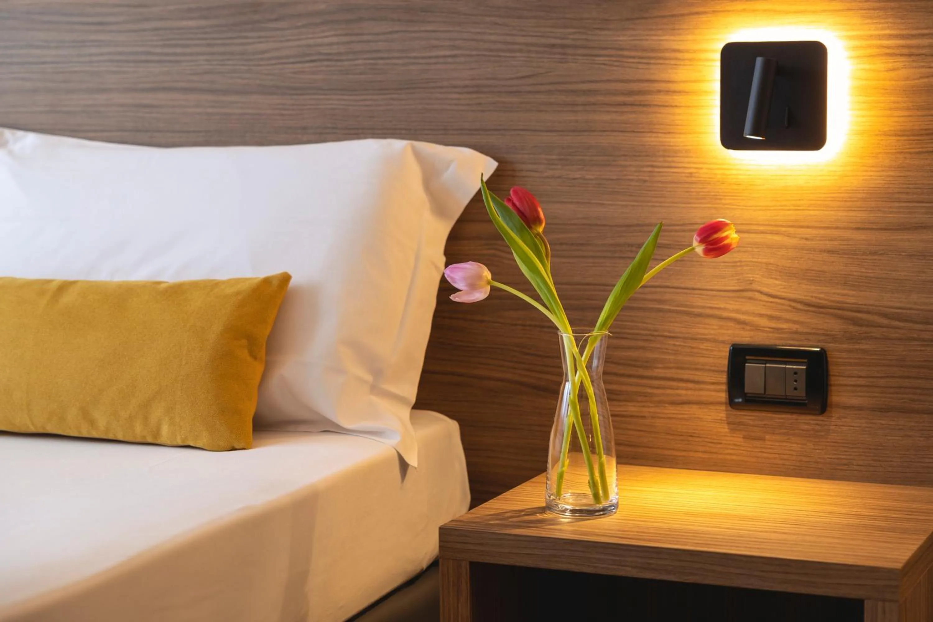 Bed in Hi Hotels Trento - Wellness & Spa Adults Only