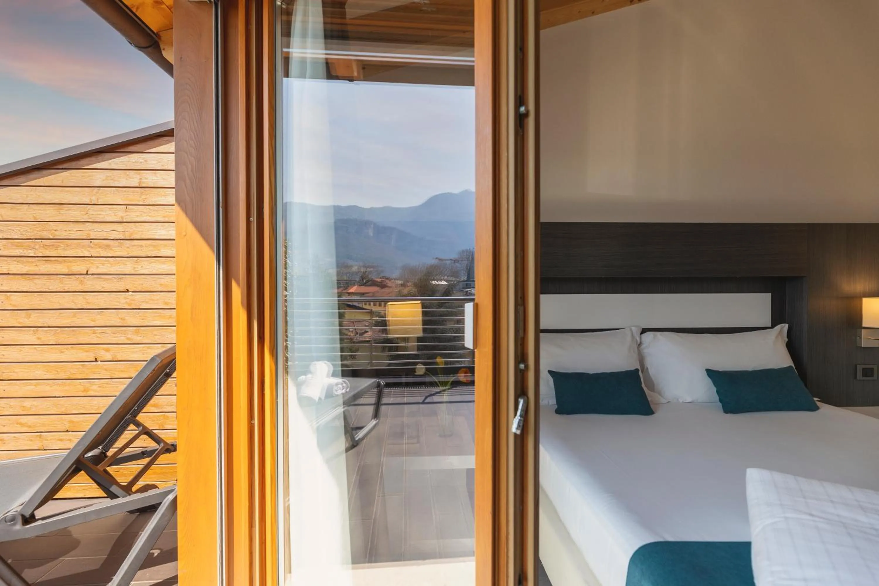 Balcony/Terrace, Bed in Hi Hotels Trento - Wellness & Spa Adults Only