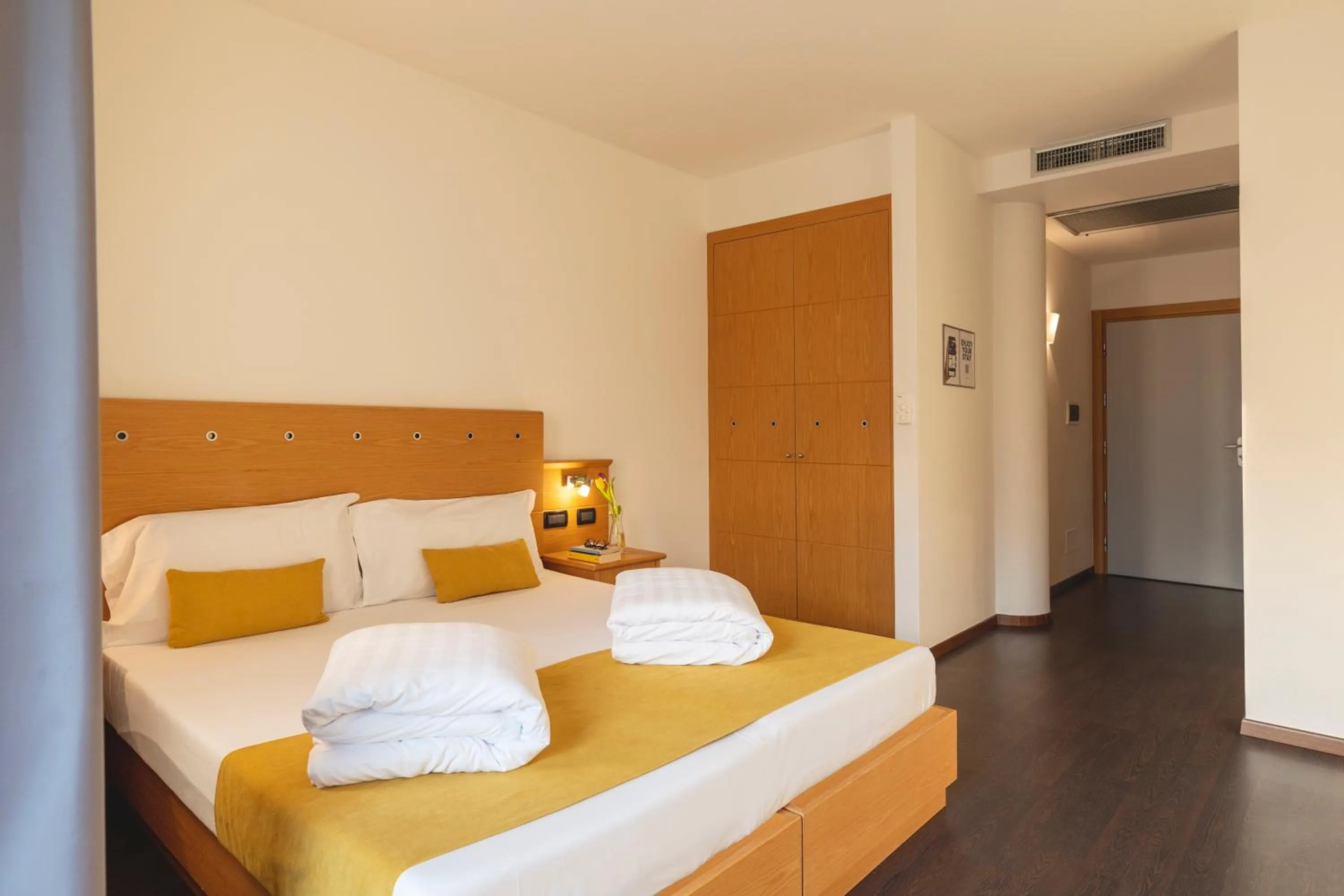 Bed in Hi Hotels Trento - Wellness & Spa Adults Only