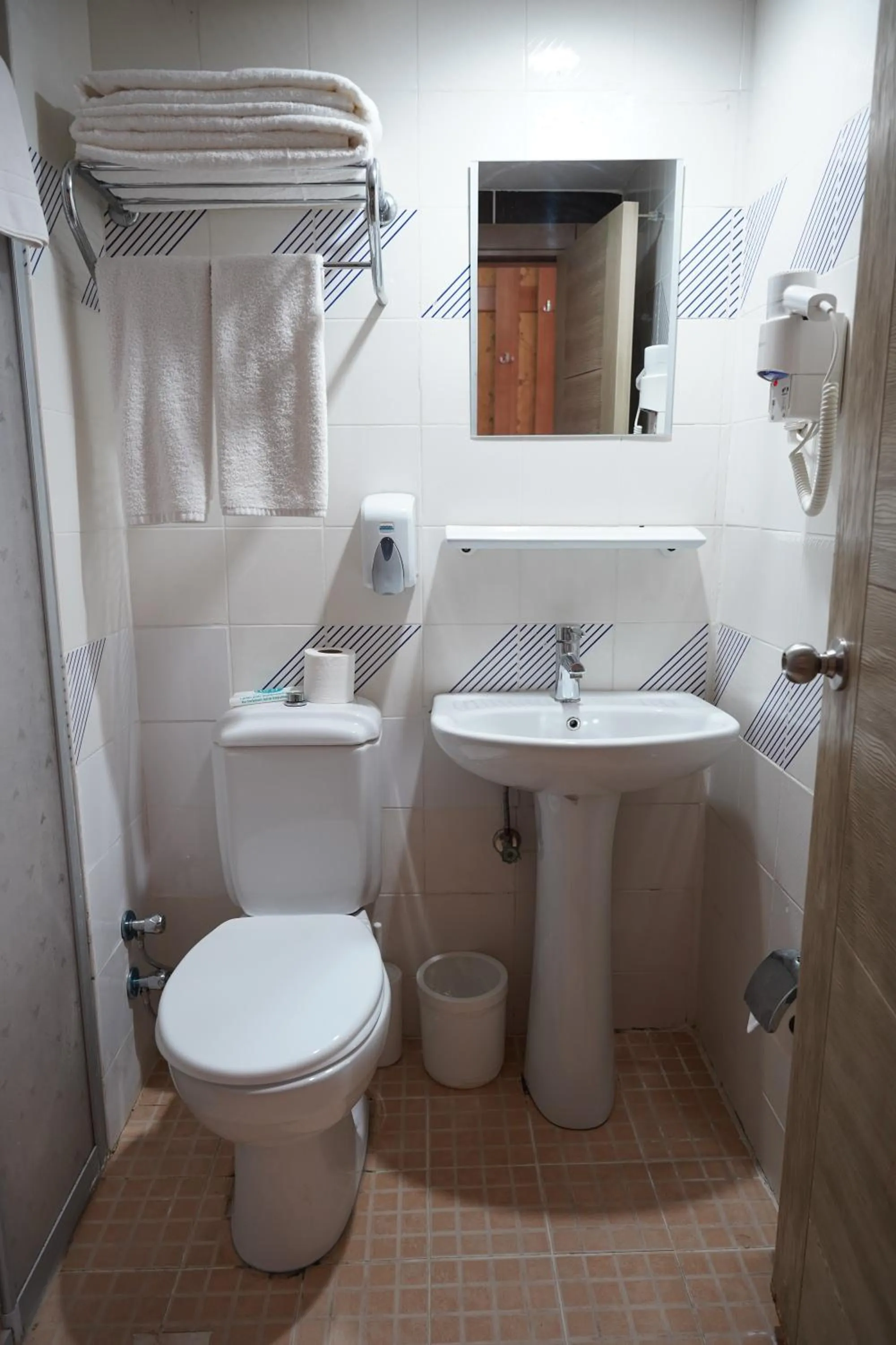 Shower in Aleria Belport Beach Hotel