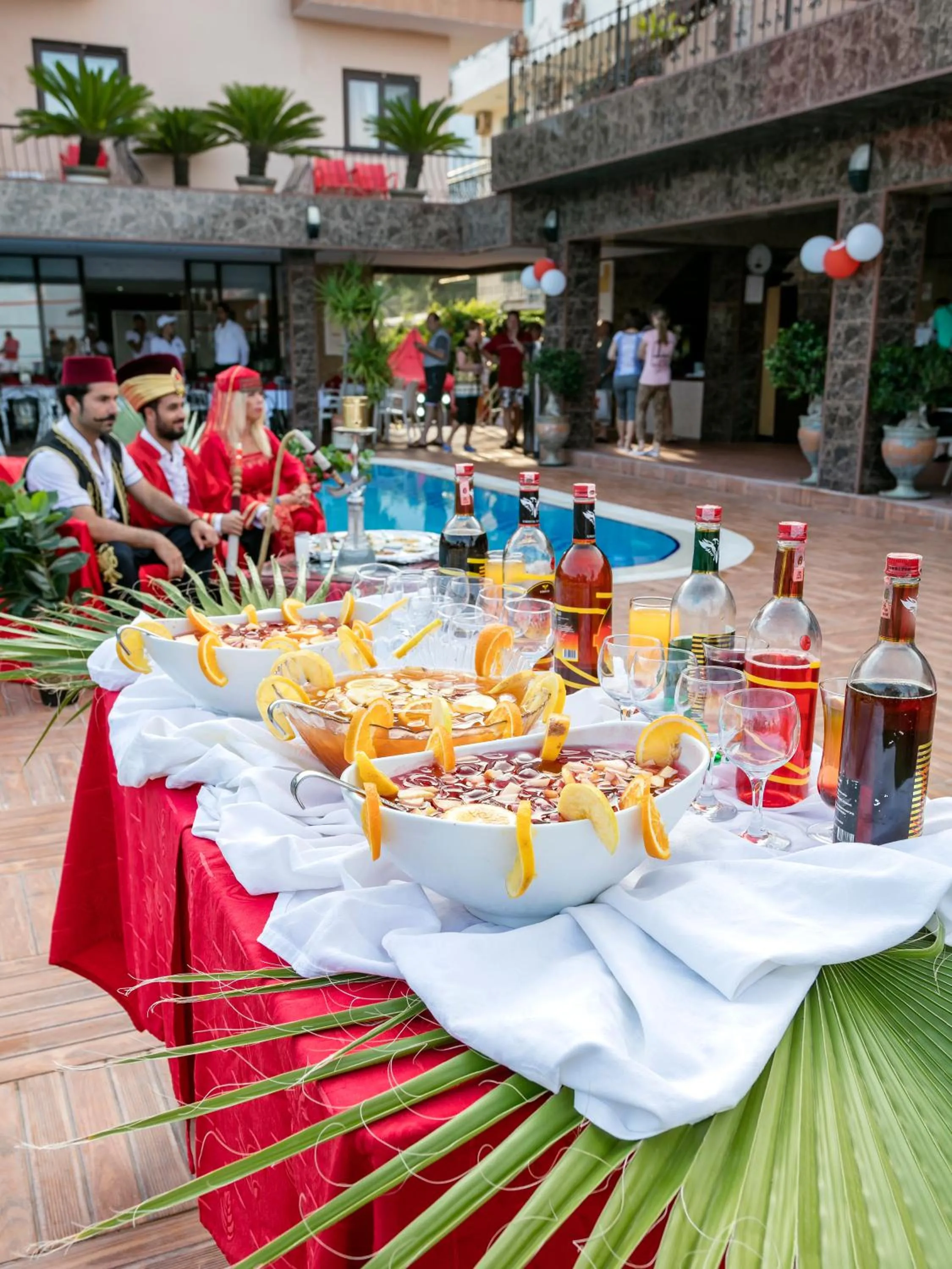 Restaurant/places to eat in Aleria Belport Beach Hotel