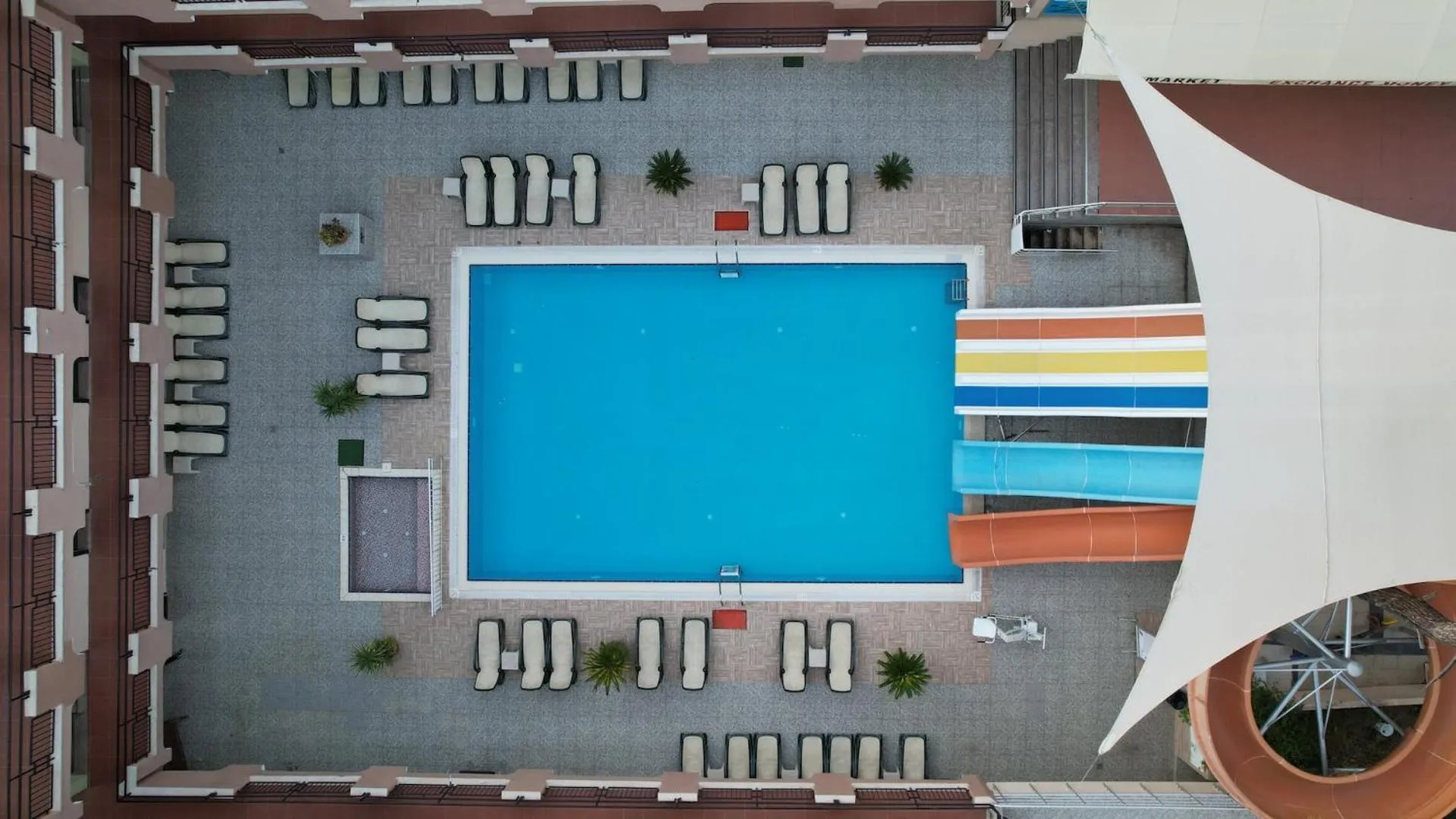 Aleria Belport Beach Hotel