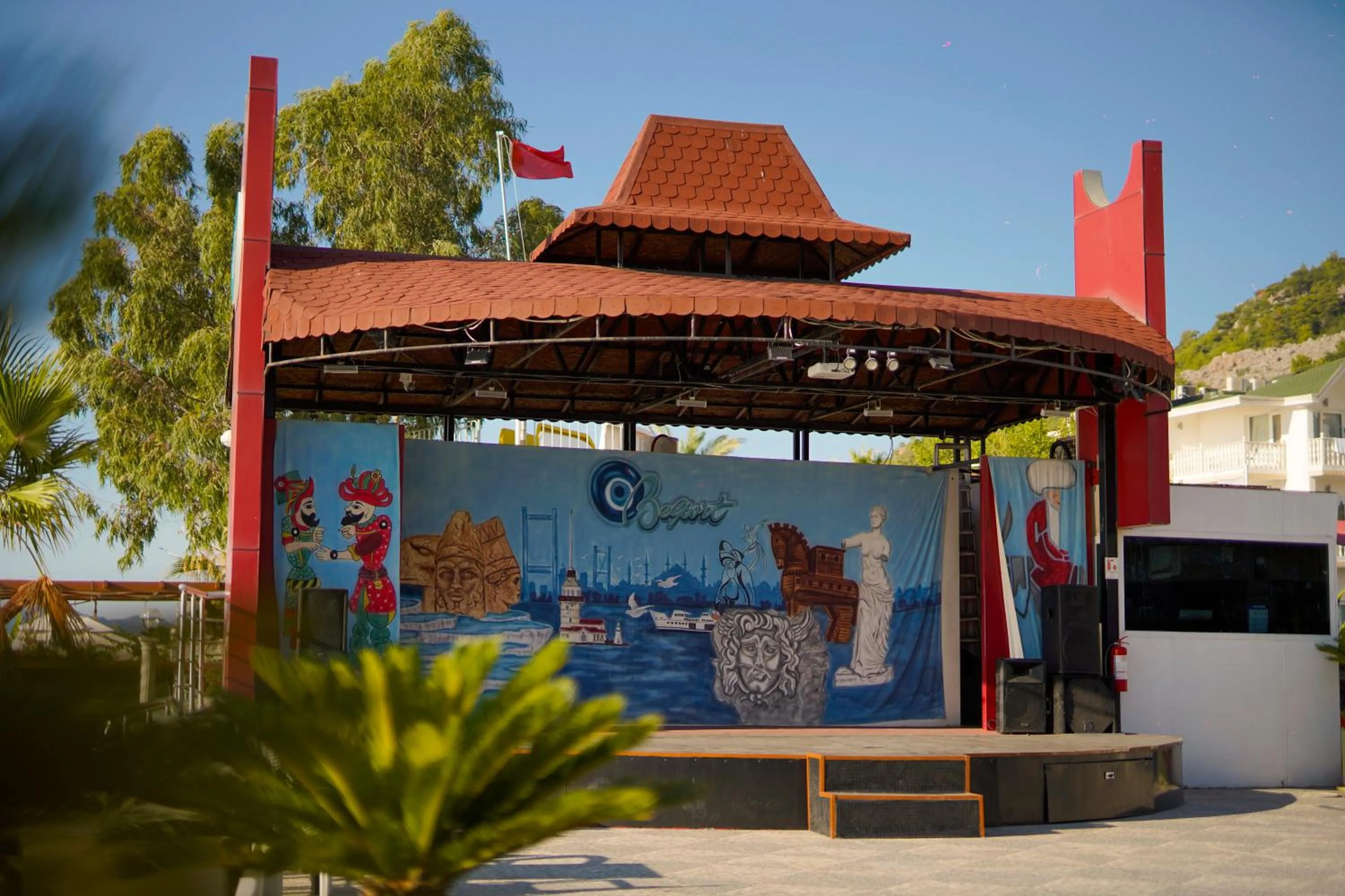 Day in Aleria Belport Beach Hotel