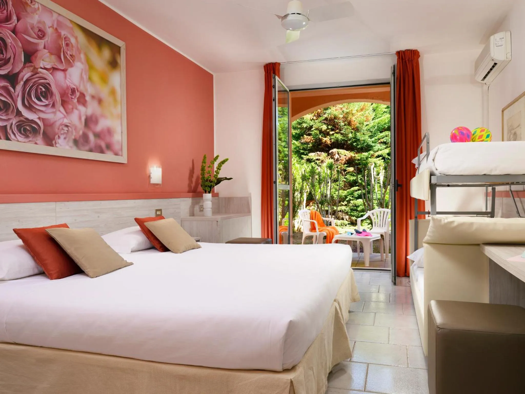 Photo of the whole room in Garden Toscana Resort