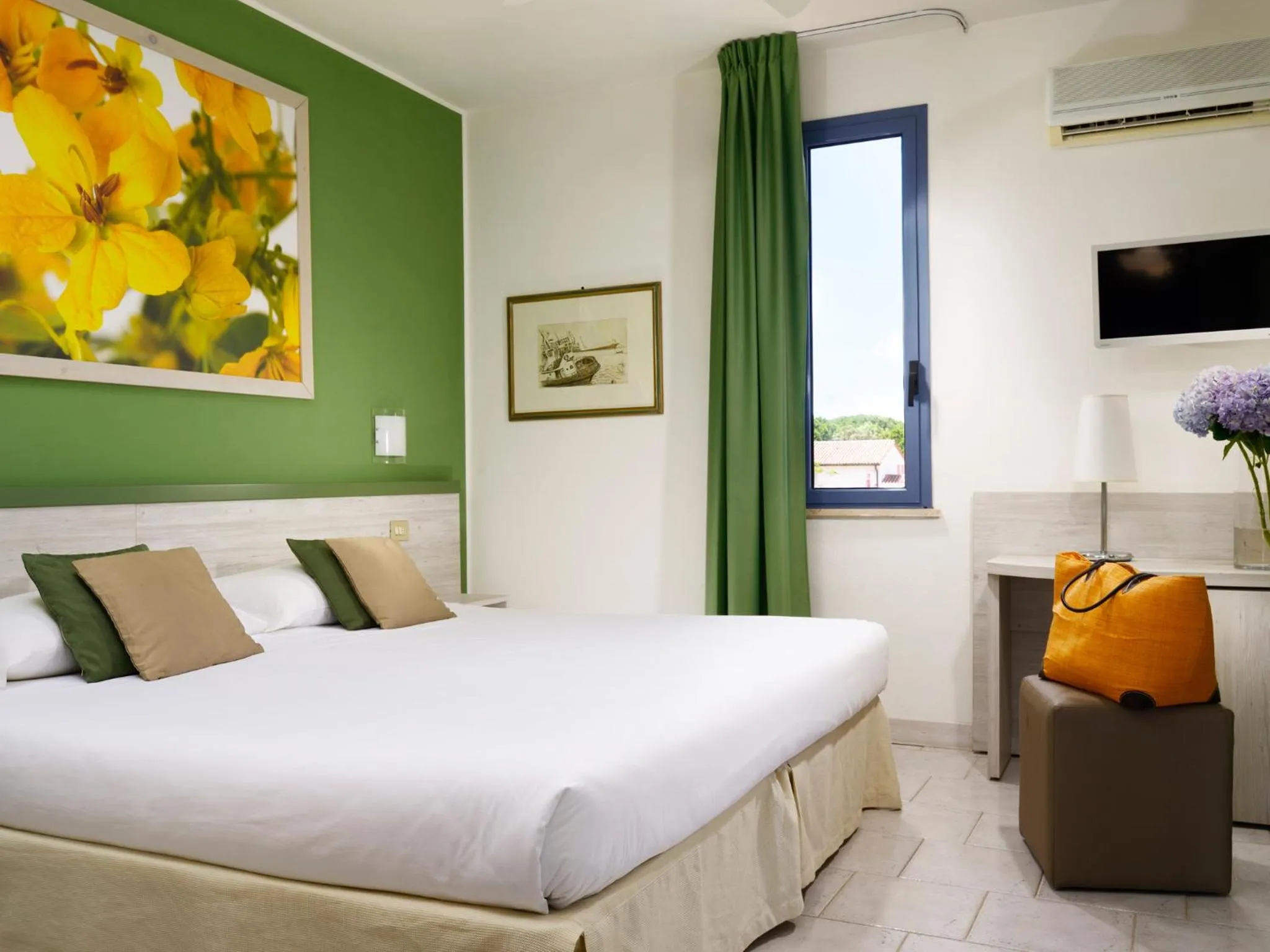 Photo of the whole room in Garden Toscana Resort