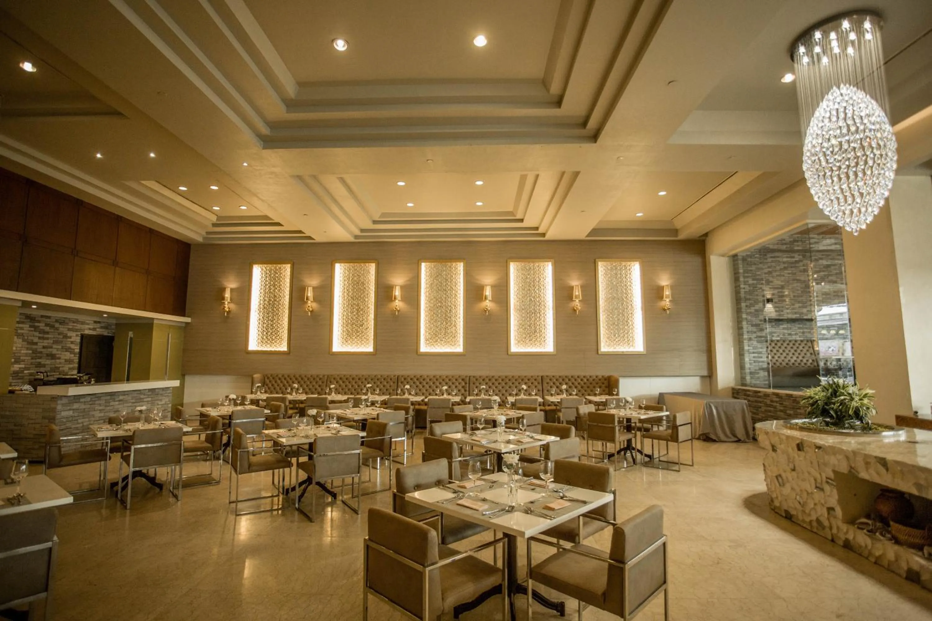 Food and drinks in The Royal Mandaya Hotel