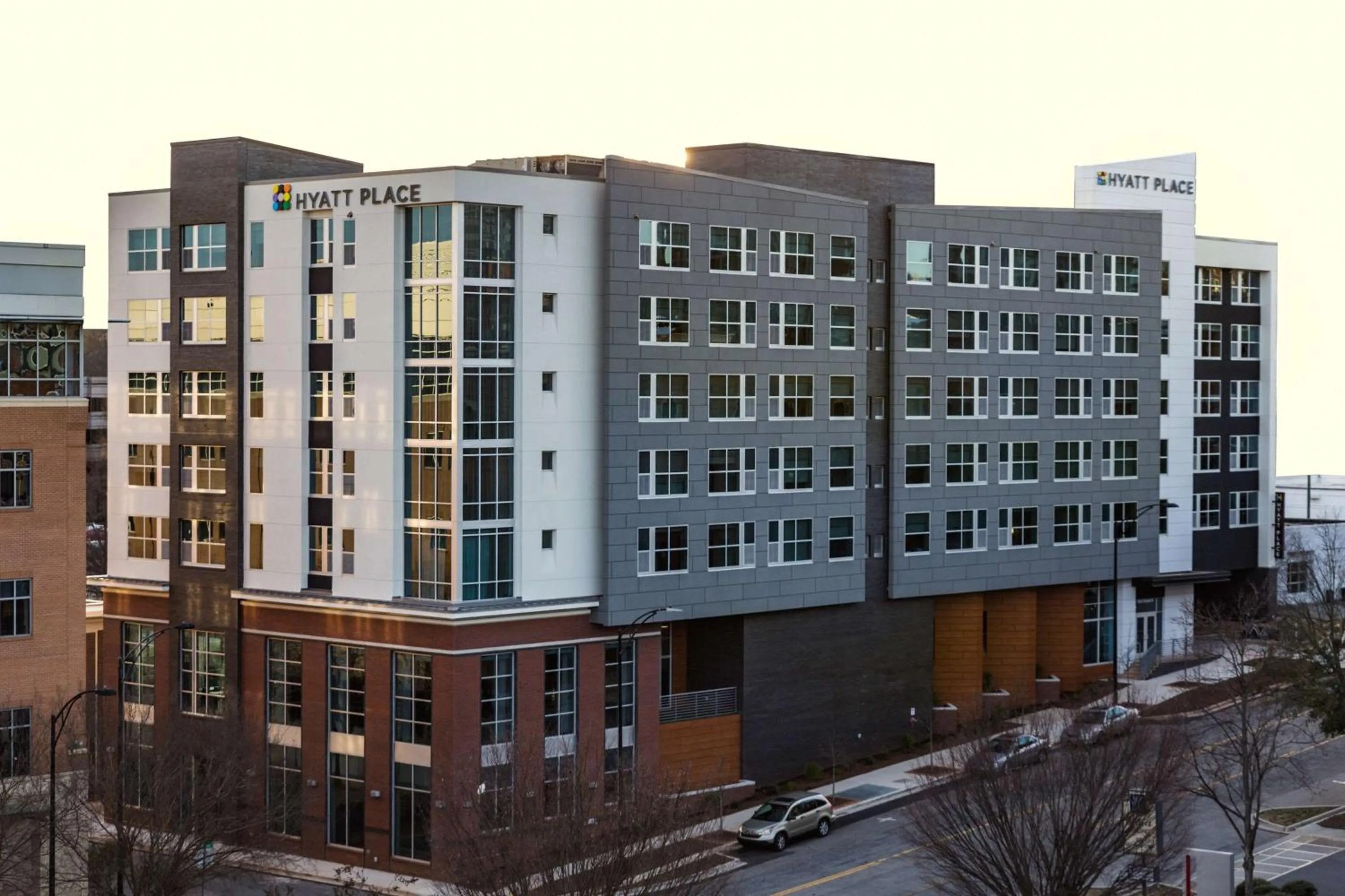 Property building in Hyatt Place Greenville Downtown