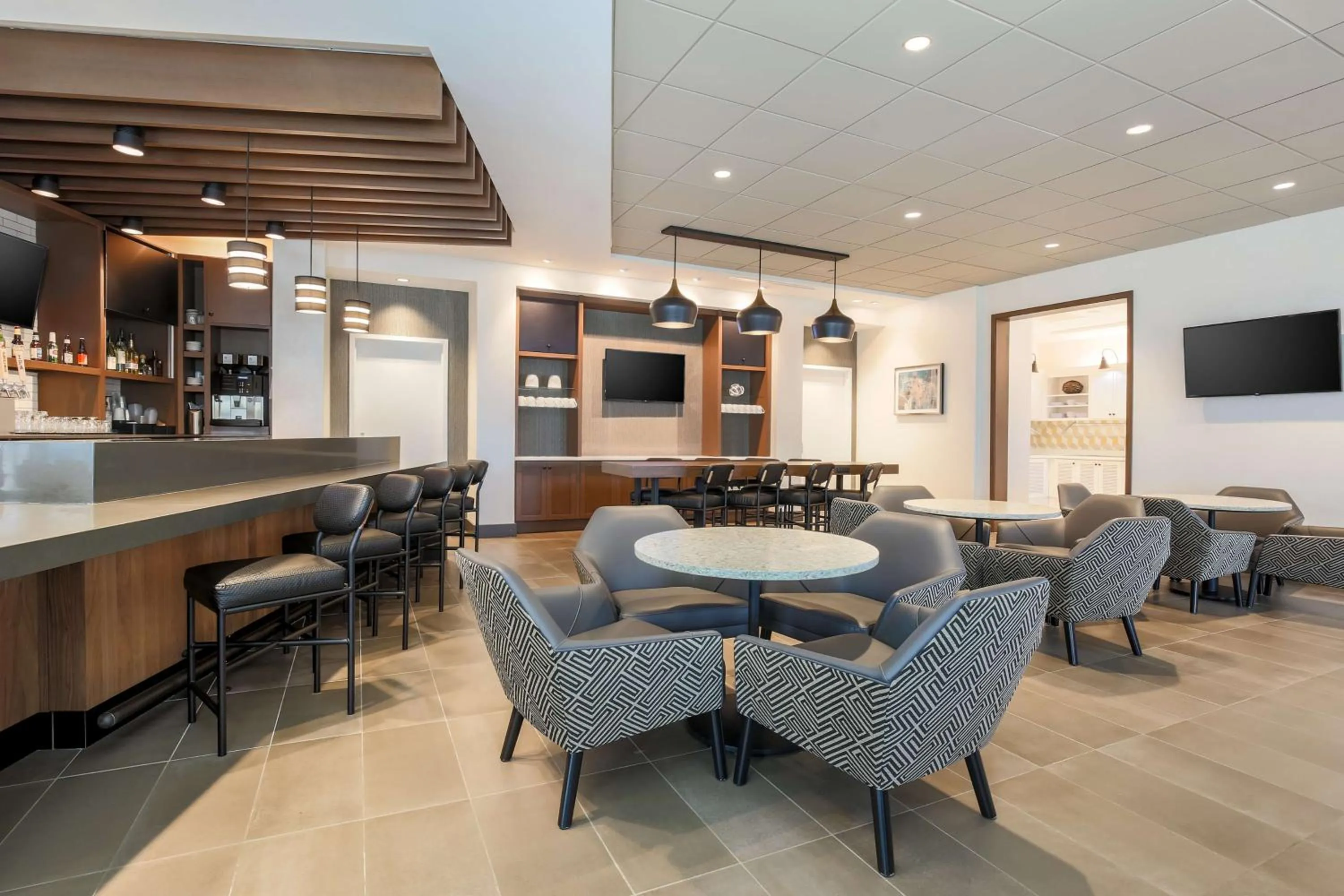 Restaurant/places to eat in Hyatt Place Austin Cedar Park