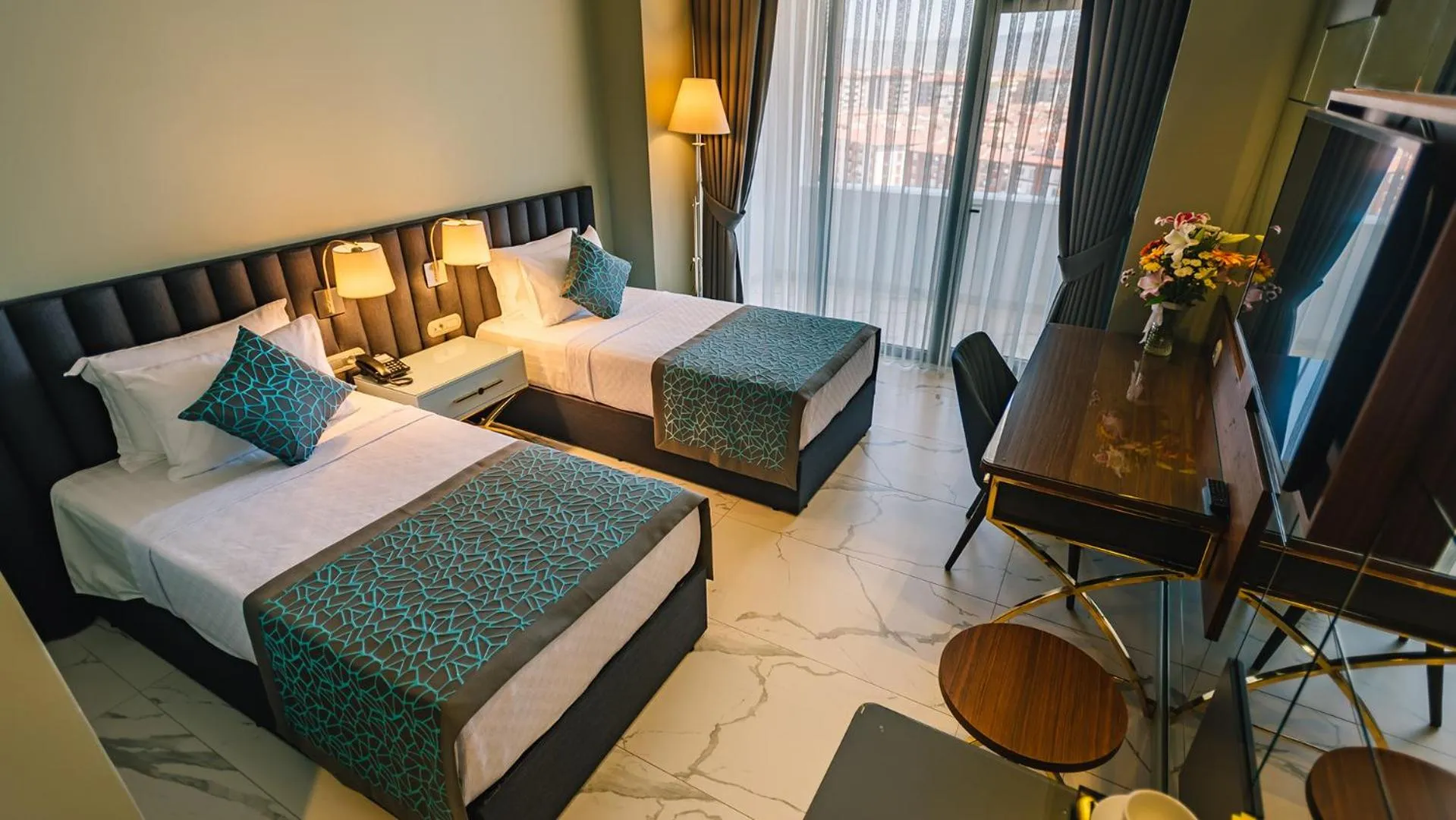 Bedroom, Bed in Capella Otel