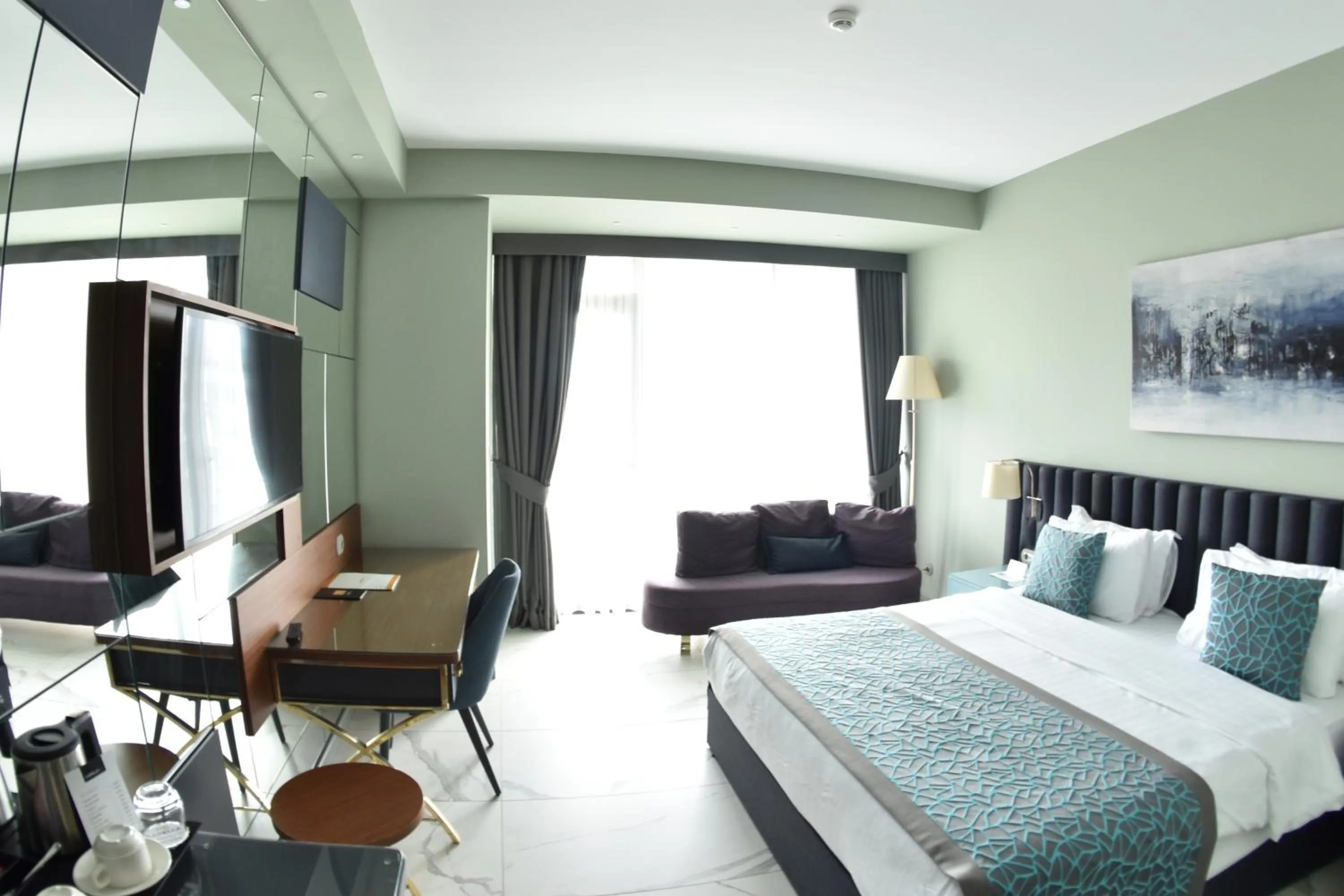 Bedroom, Bed in Capella Otel