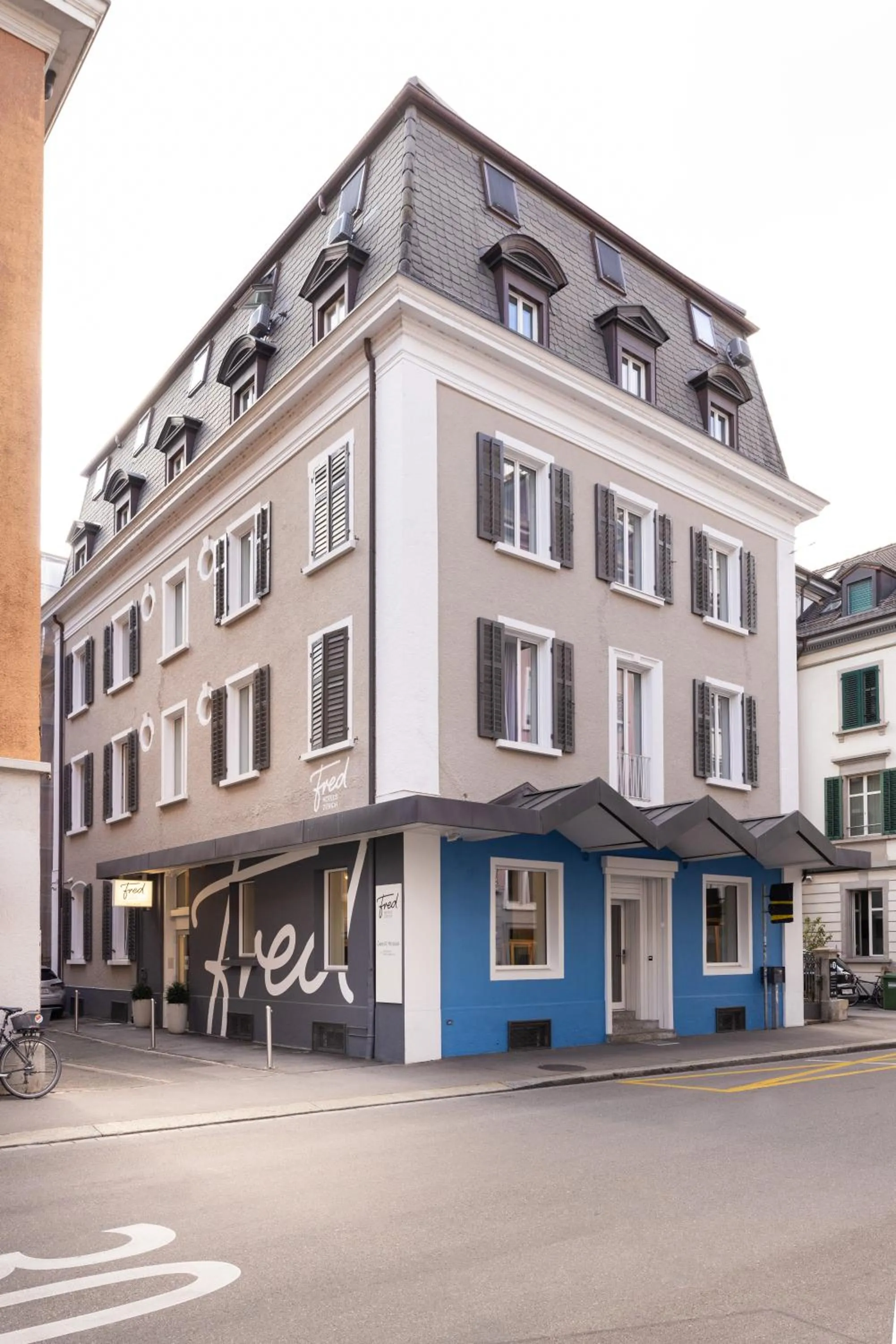 Property building in Fred Guest House Hauptbahnhof - Self Check-in