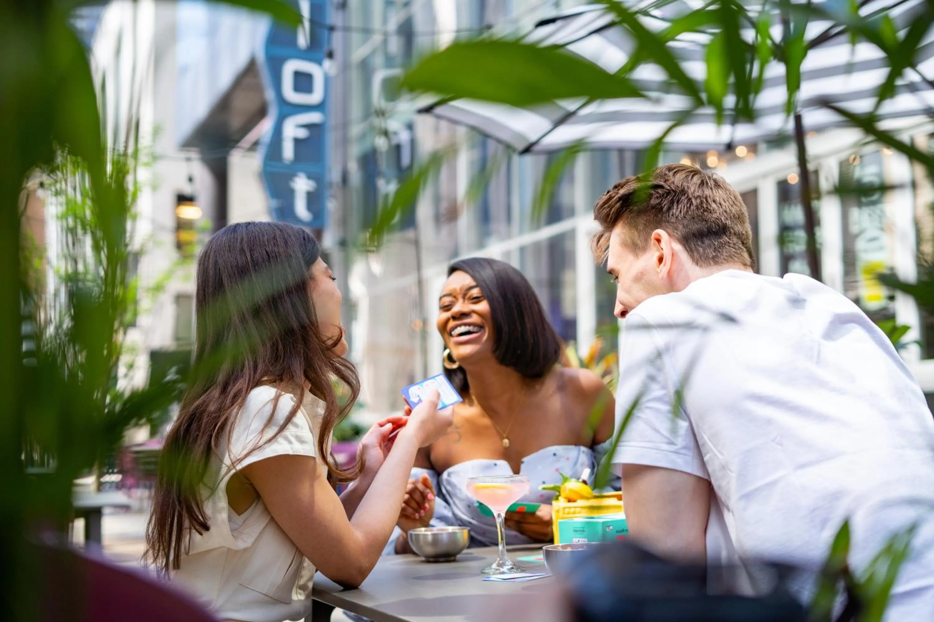 Patio in Aloft Chicago Mag Mile