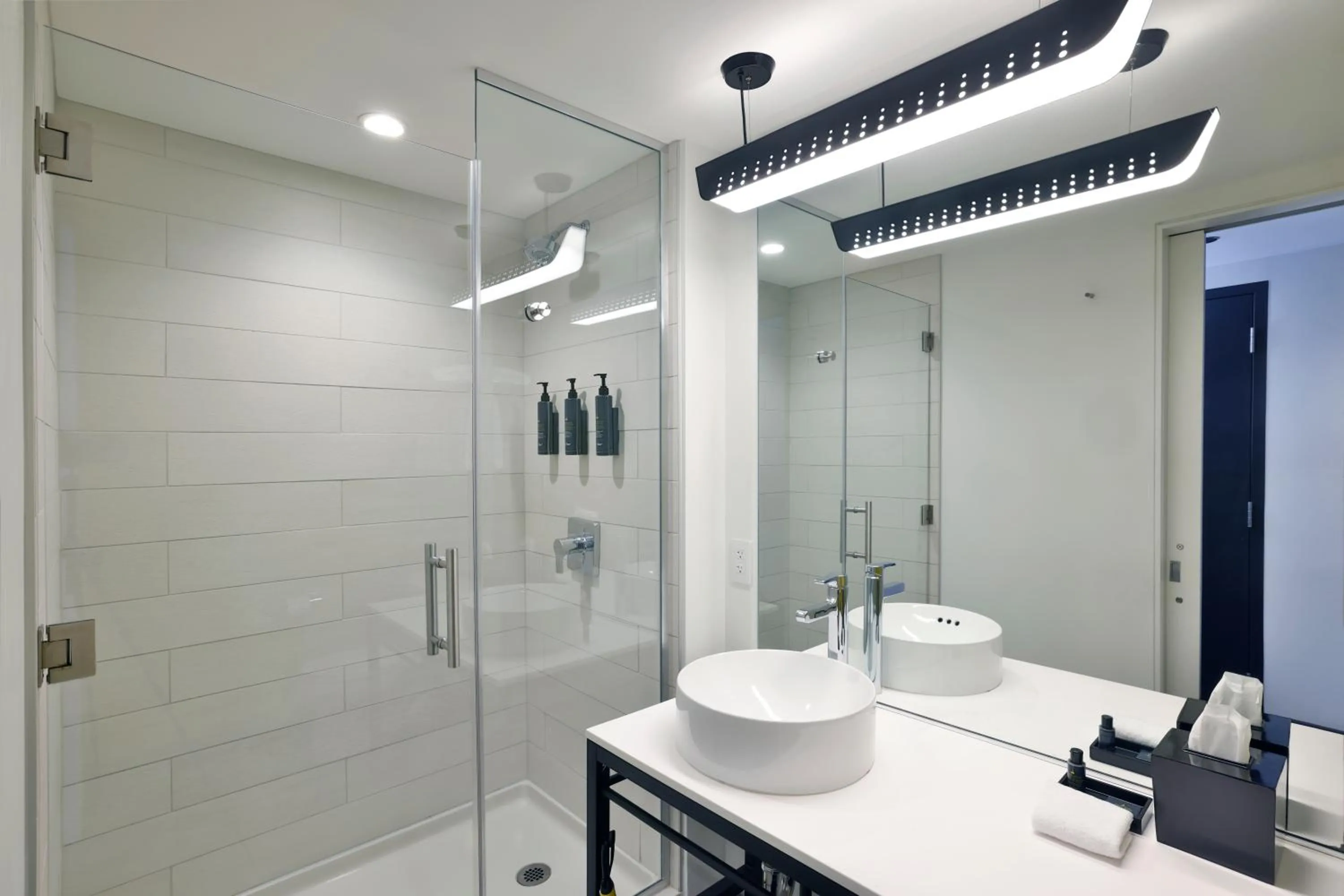 Shower in Aloft Chicago Mag Mile