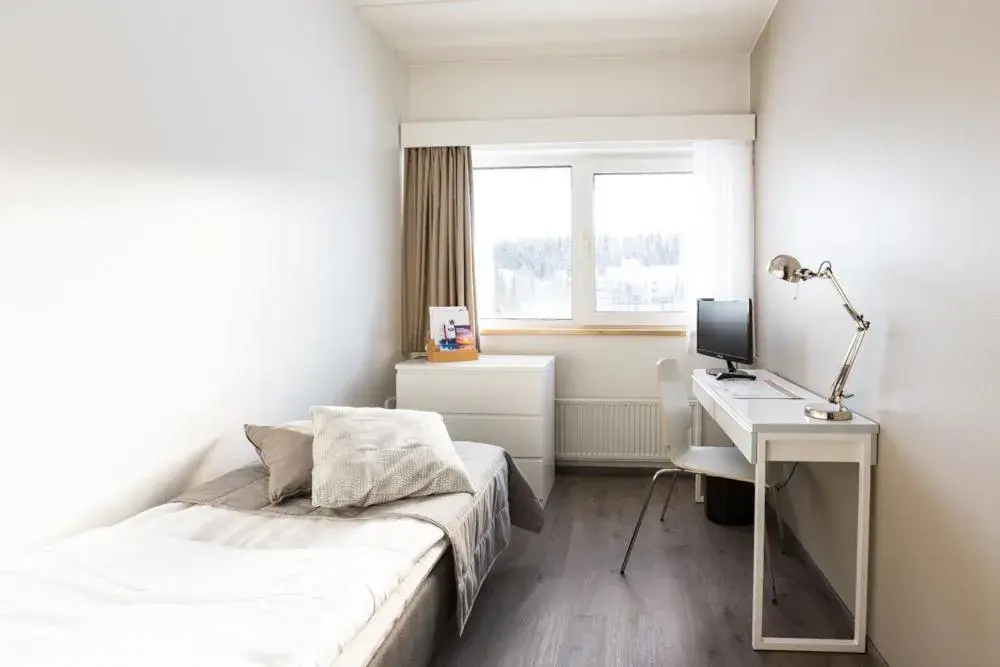 Small Economy Single Room in Finlandia Hotel Alba Small Economy Single Room in Finlandia Hotel Alba