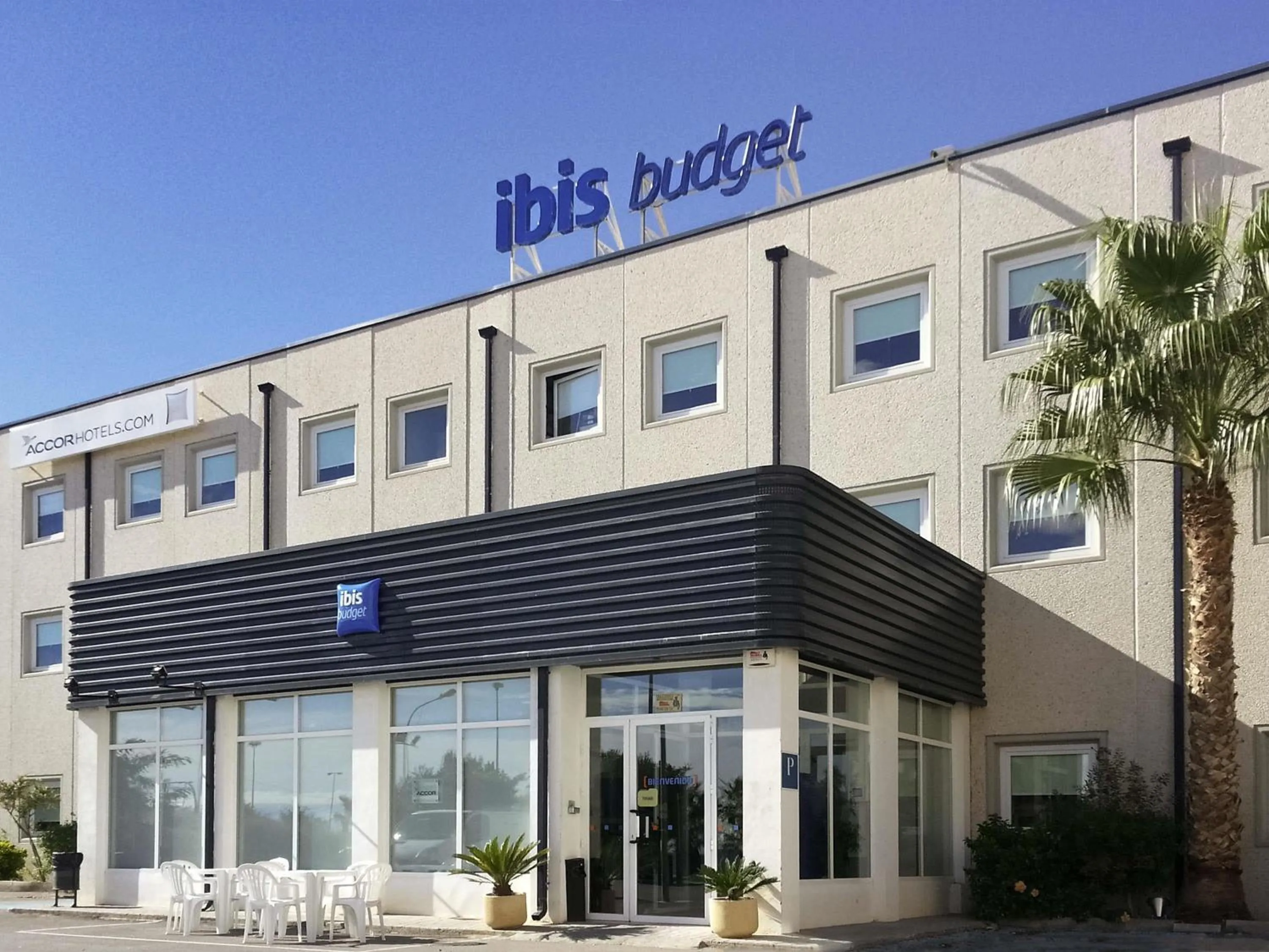 Property building in Ibis Budget Alicante