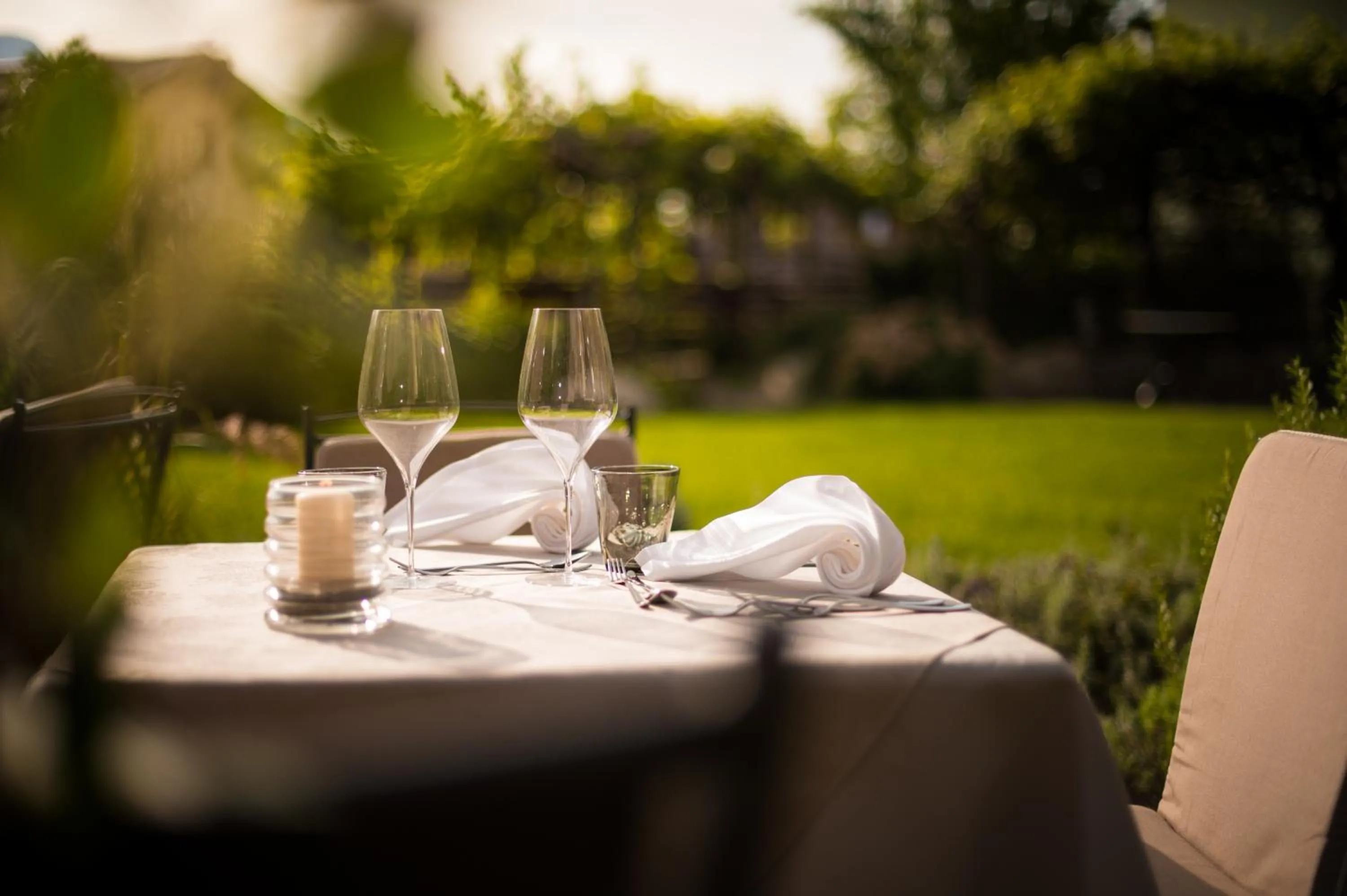 Restaurant/places to eat in Hotel Paradies