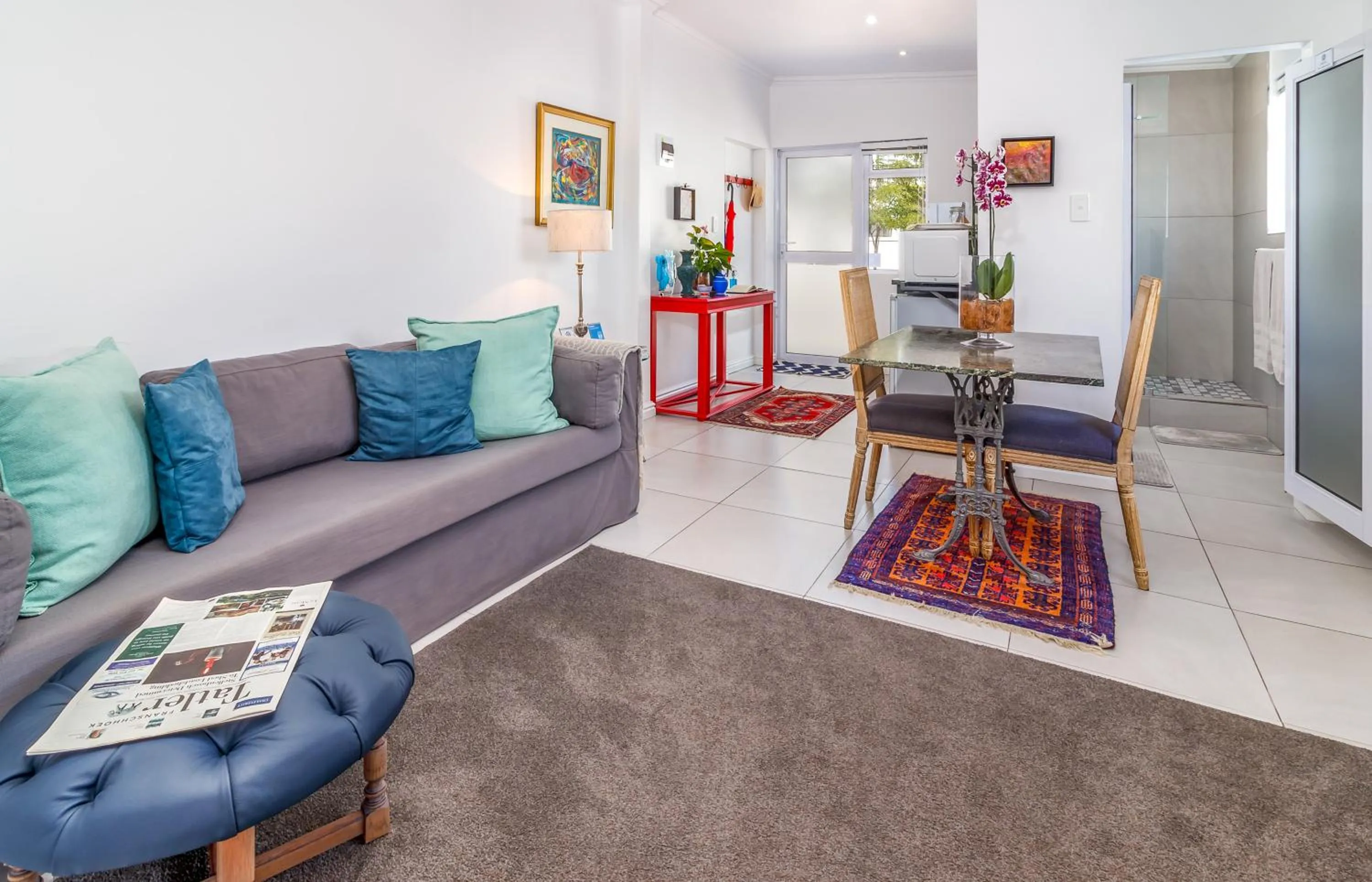 Dining area in Bleu Cobalt Cottage