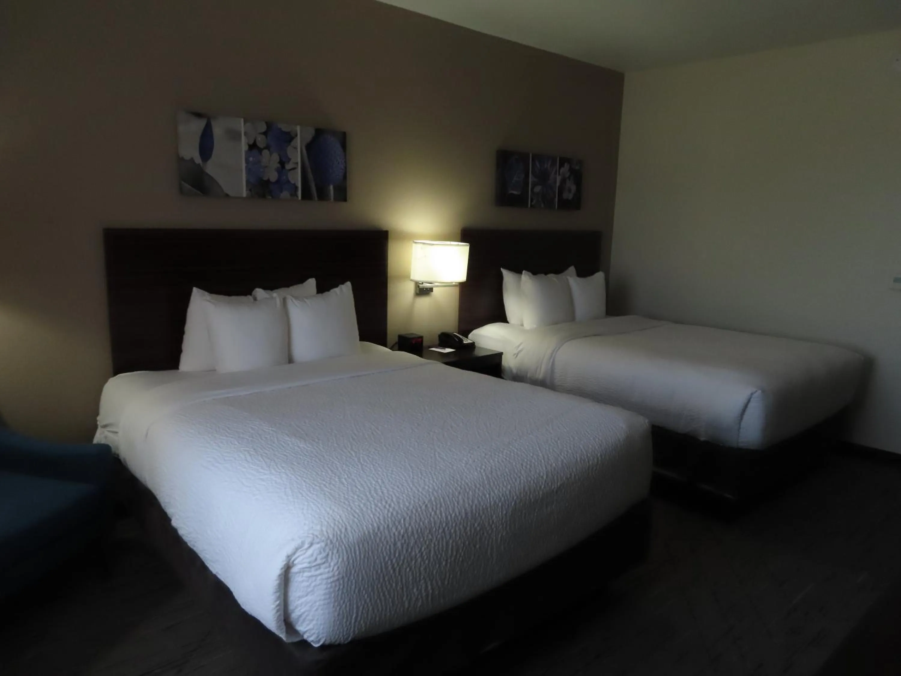 Bed in Sleep Inn & Suites Denver International Airport