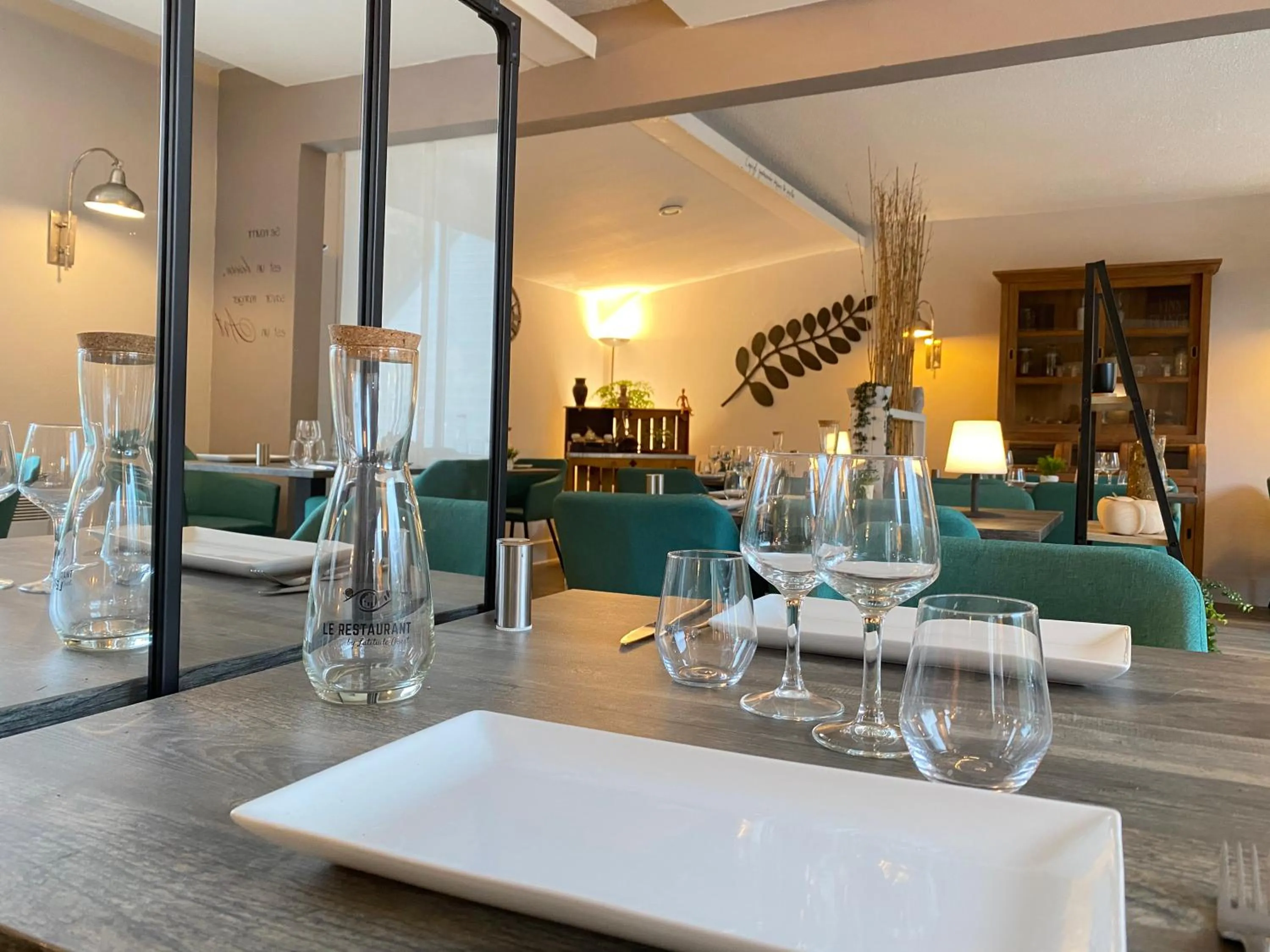 Restaurant/places to eat in Logis Latitude Ouest Hôtel Restaurant & Spa