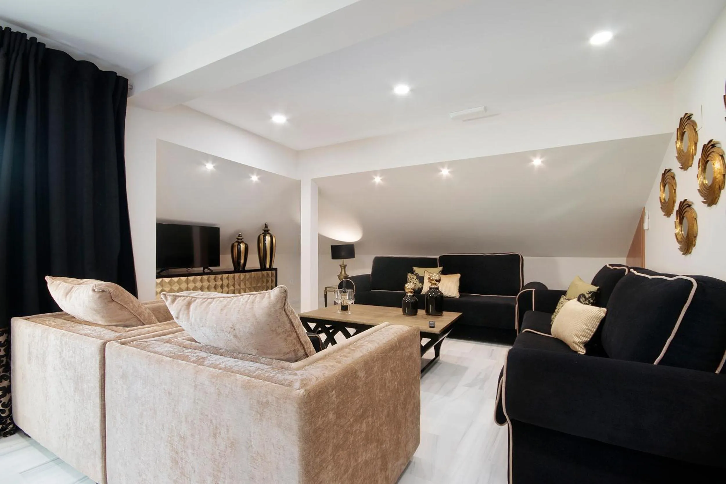 Living room in BiBo Suites Gran Vía