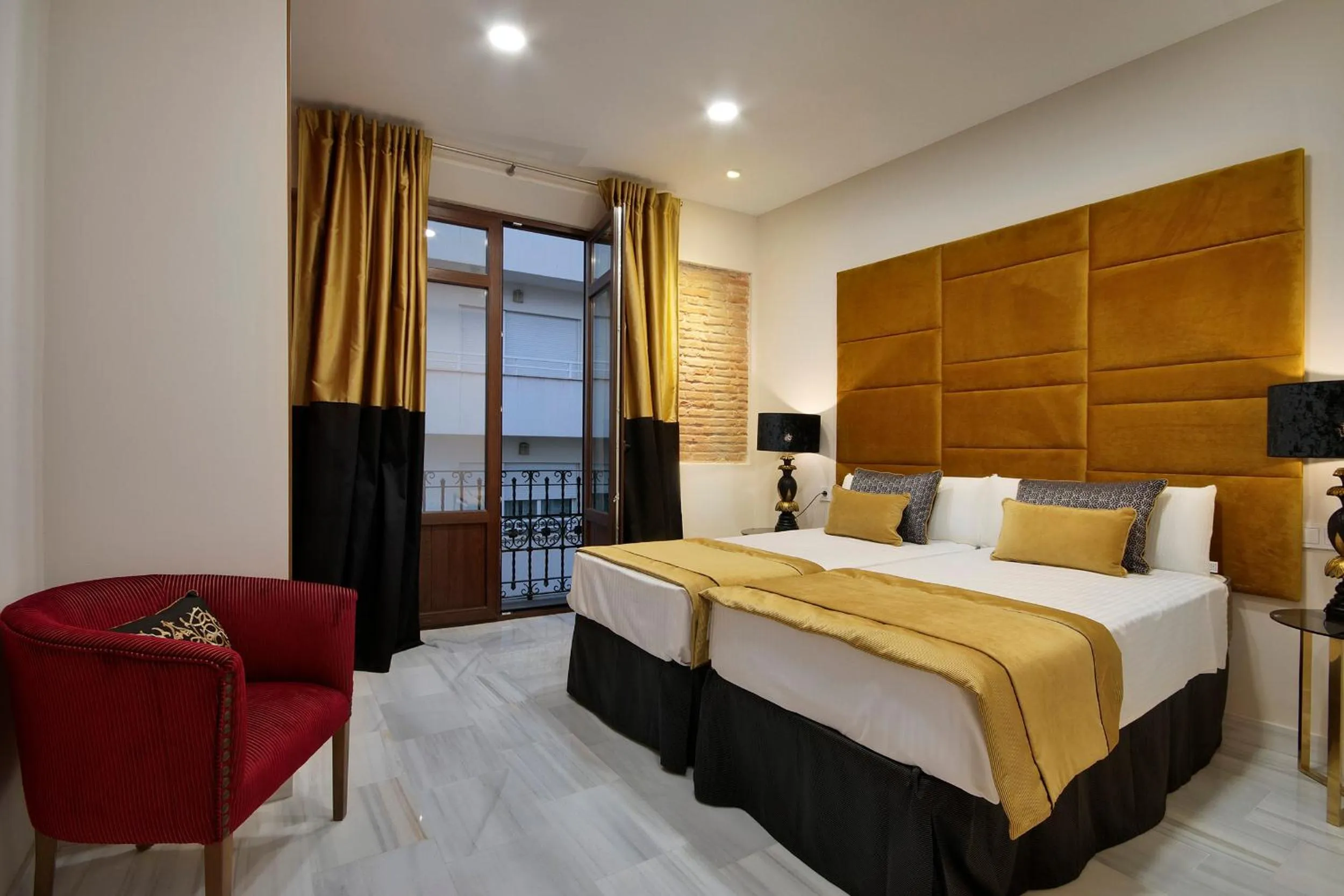 Bed in BiBo Suites Gran Vía