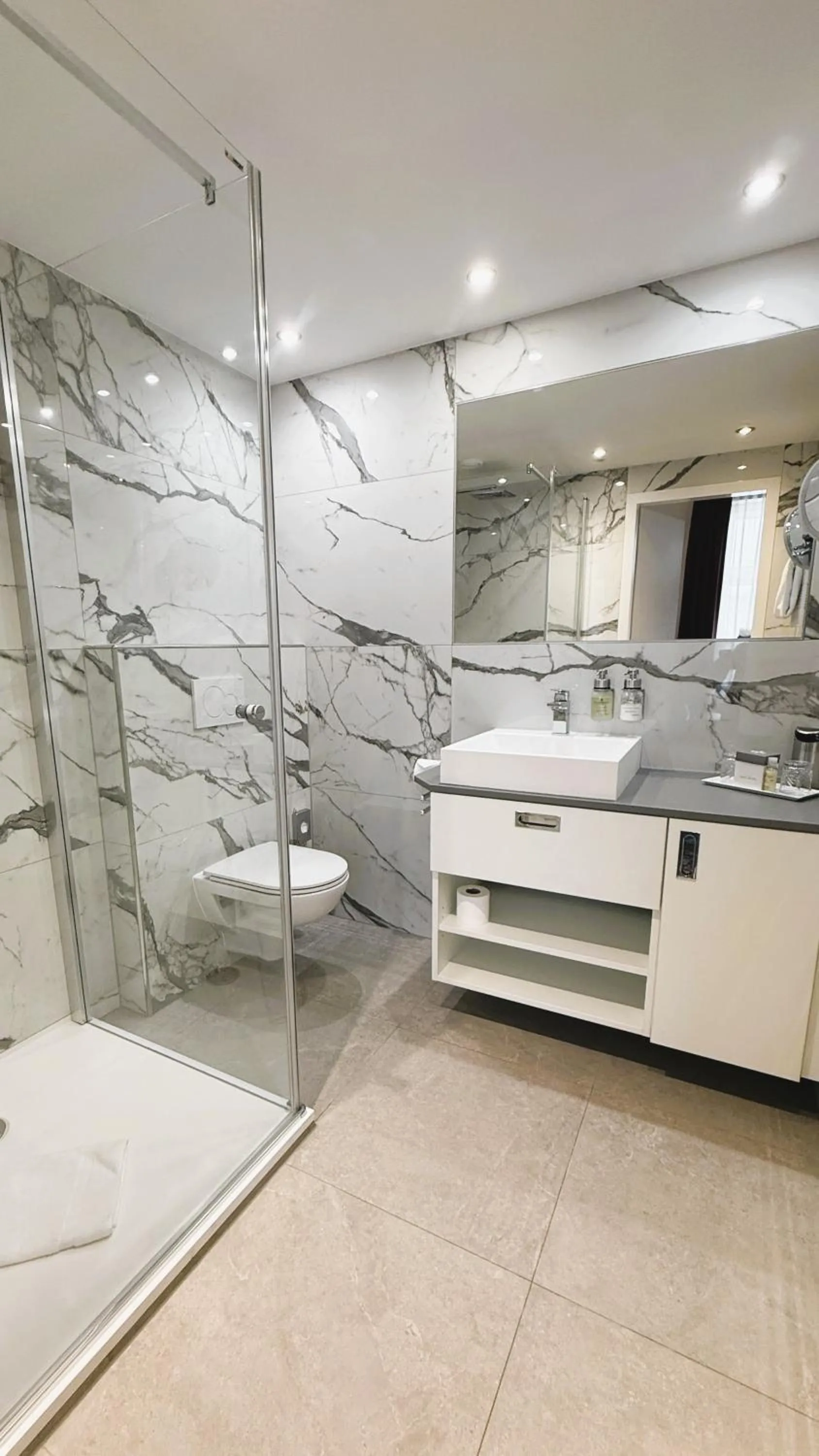 Bathroom in Hotel Regina