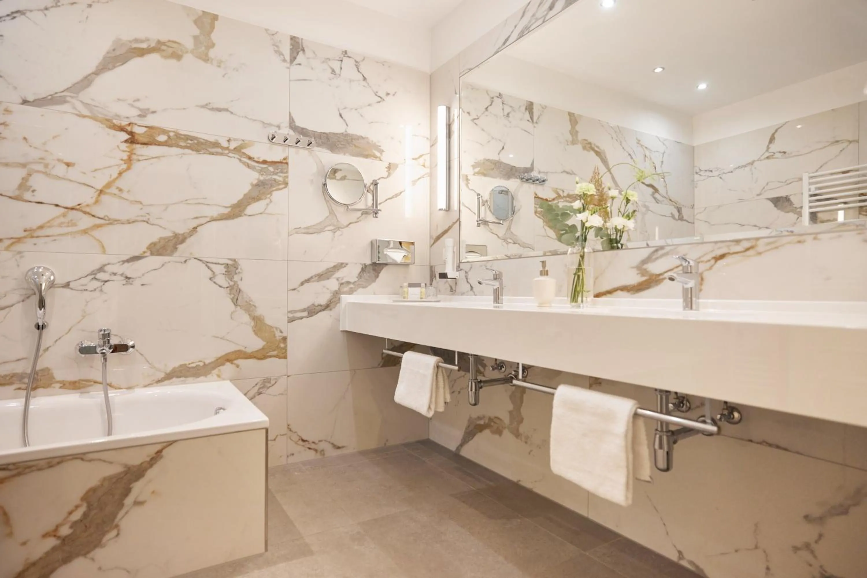 Bathroom in Hotel Regina