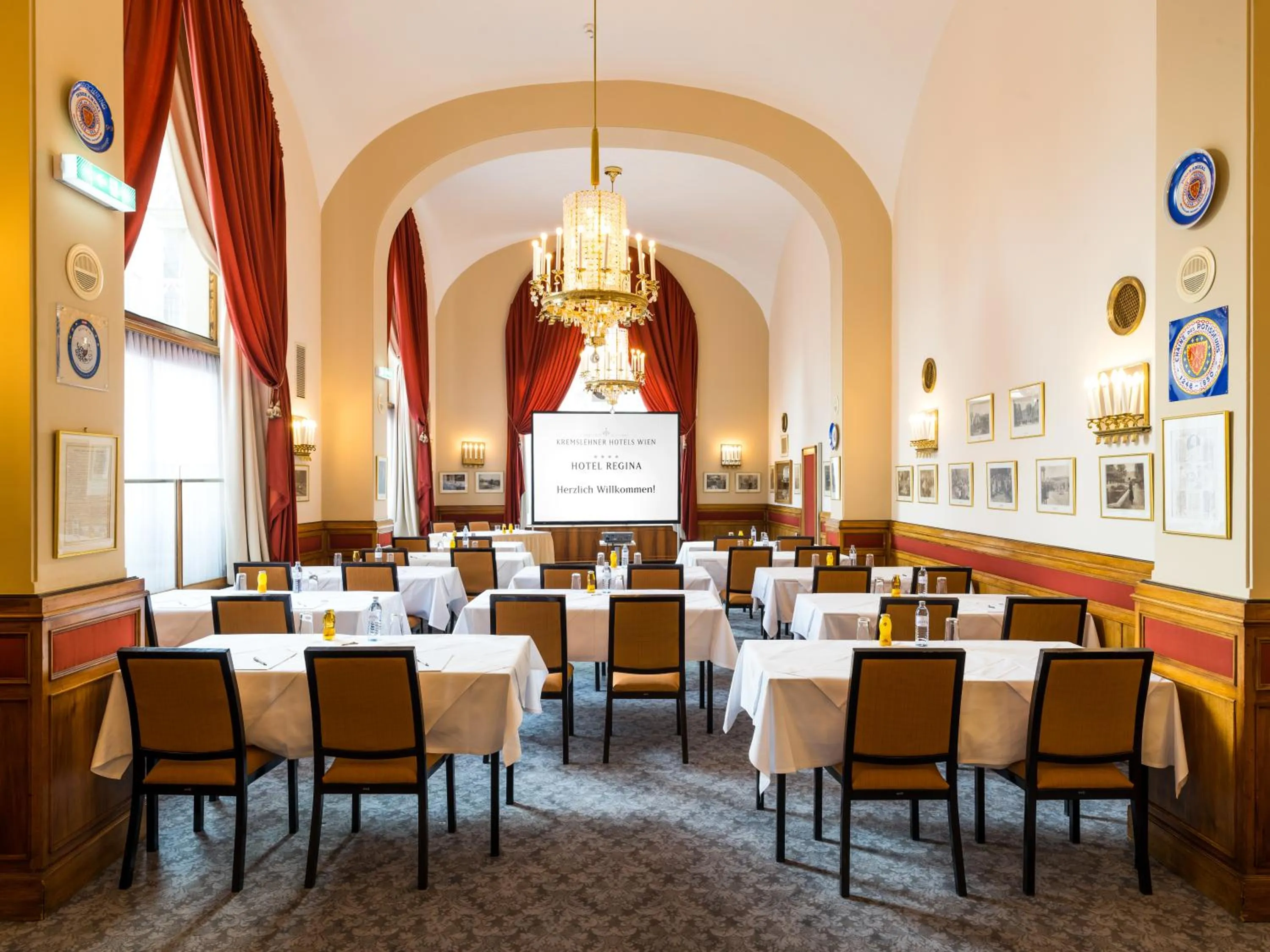 Banquet/Function facilities in Hotel Regina