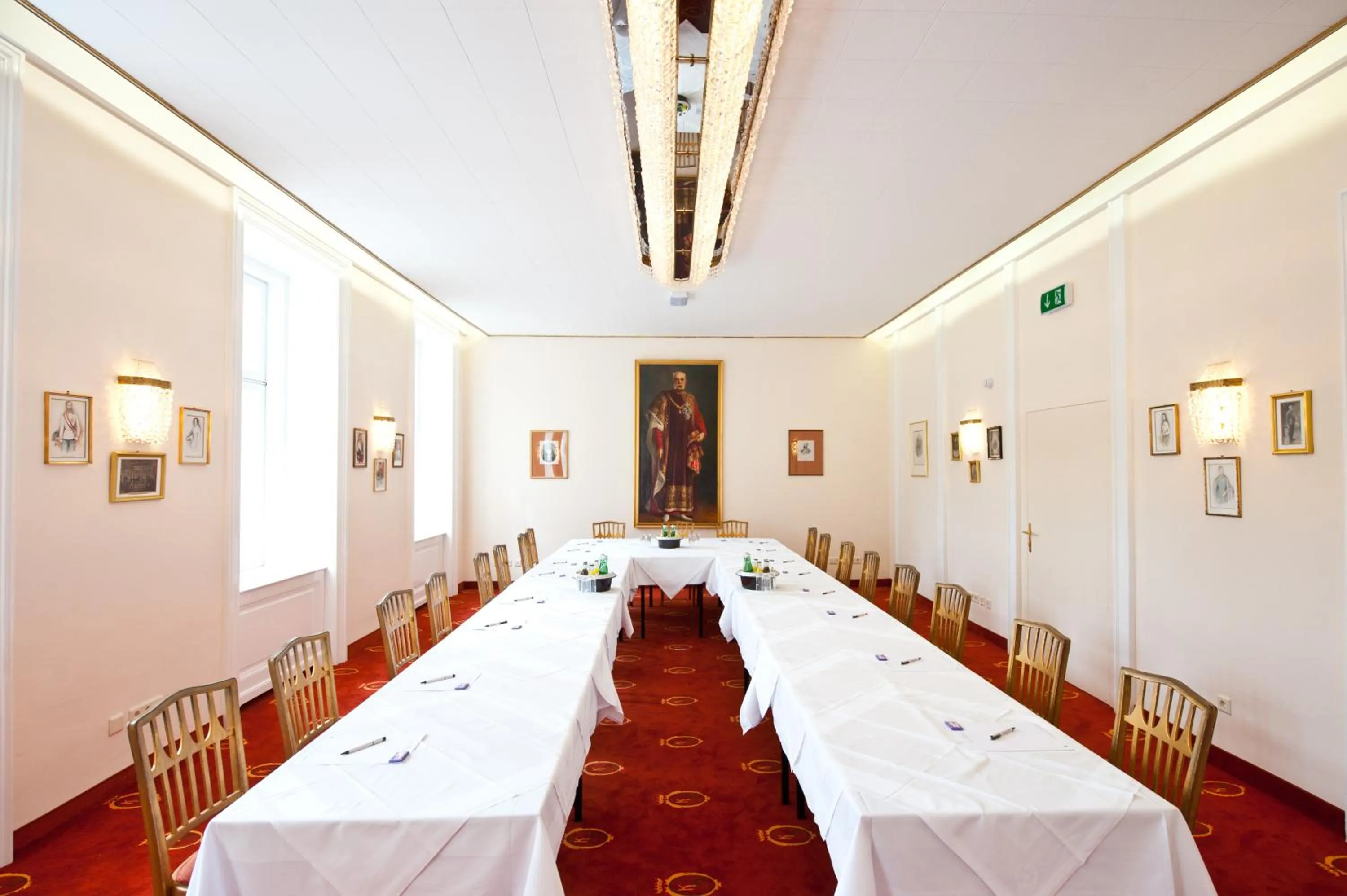 Banquet/Function facilities in Hotel Regina