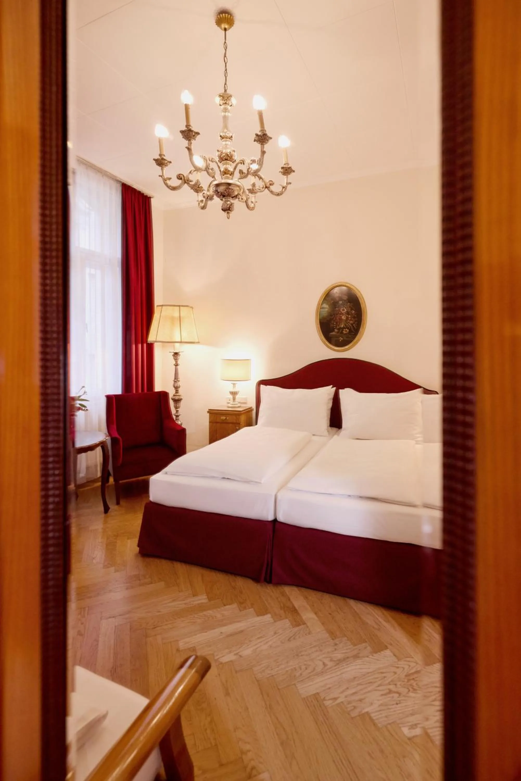 Photo of the whole room, Bed in Graben Hotel