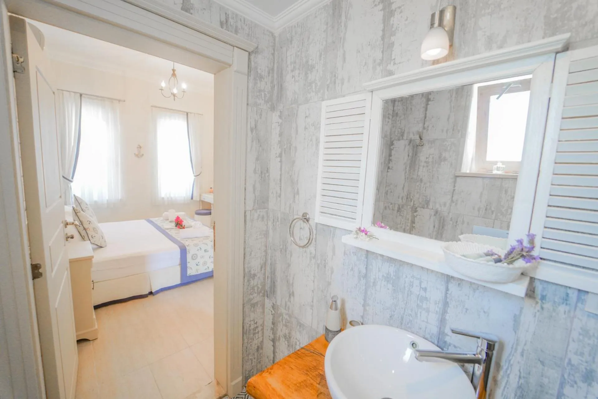 Bathroom, Bed in Alacati Marina Palace