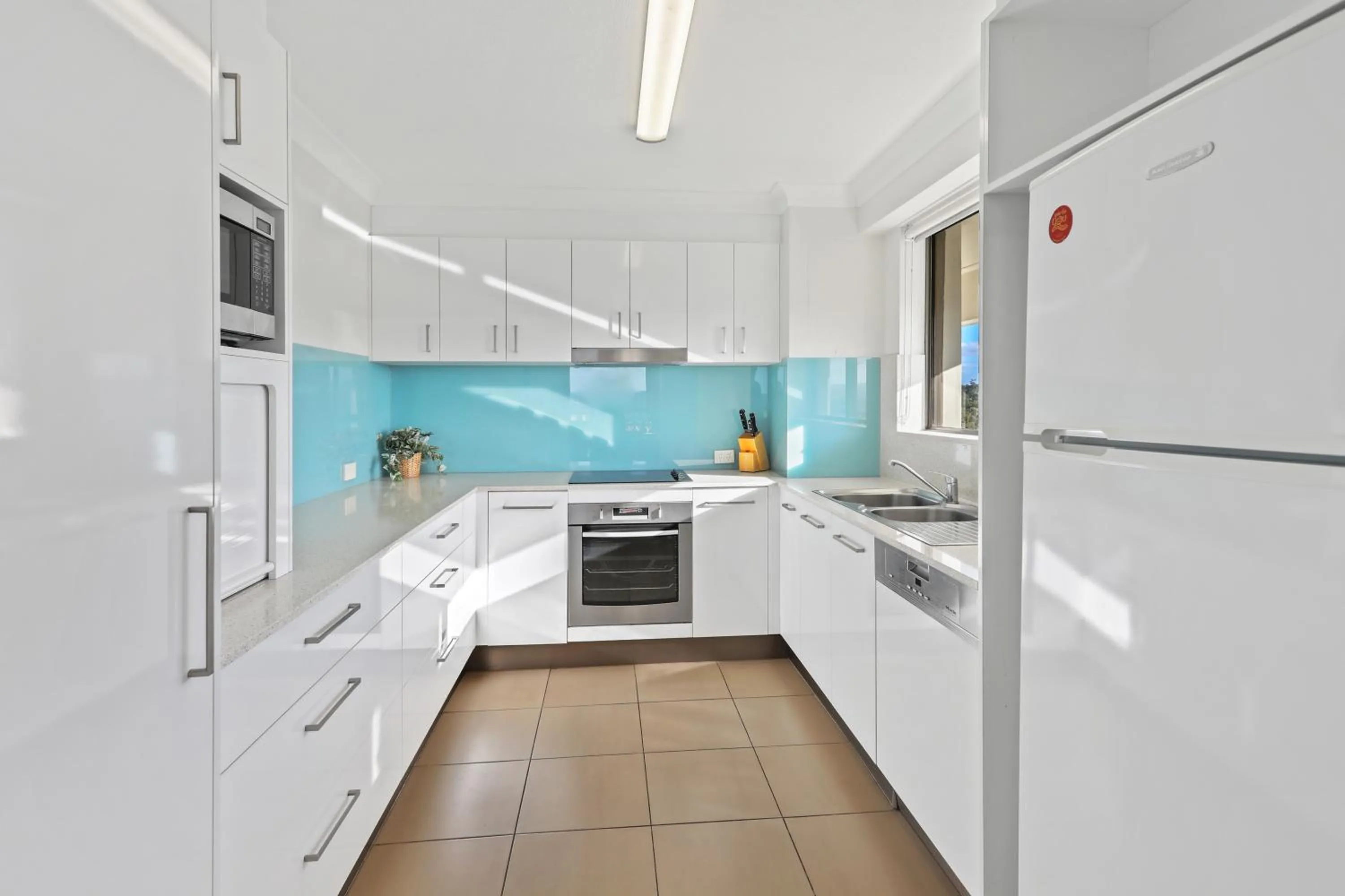 Photo of the whole room in Gemini Court Holiday Apartments