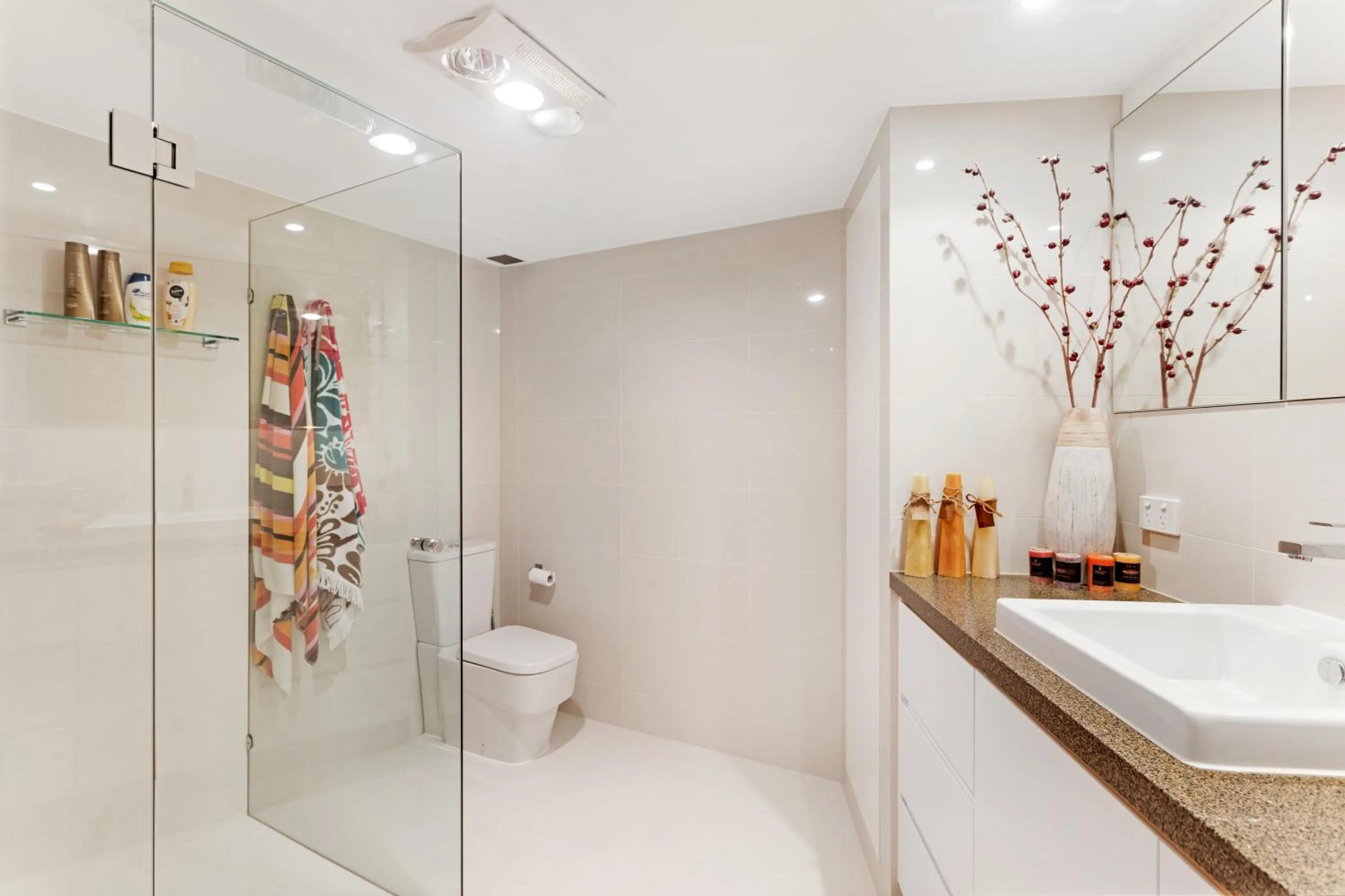 Shower in Gemini Court Holiday Apartments