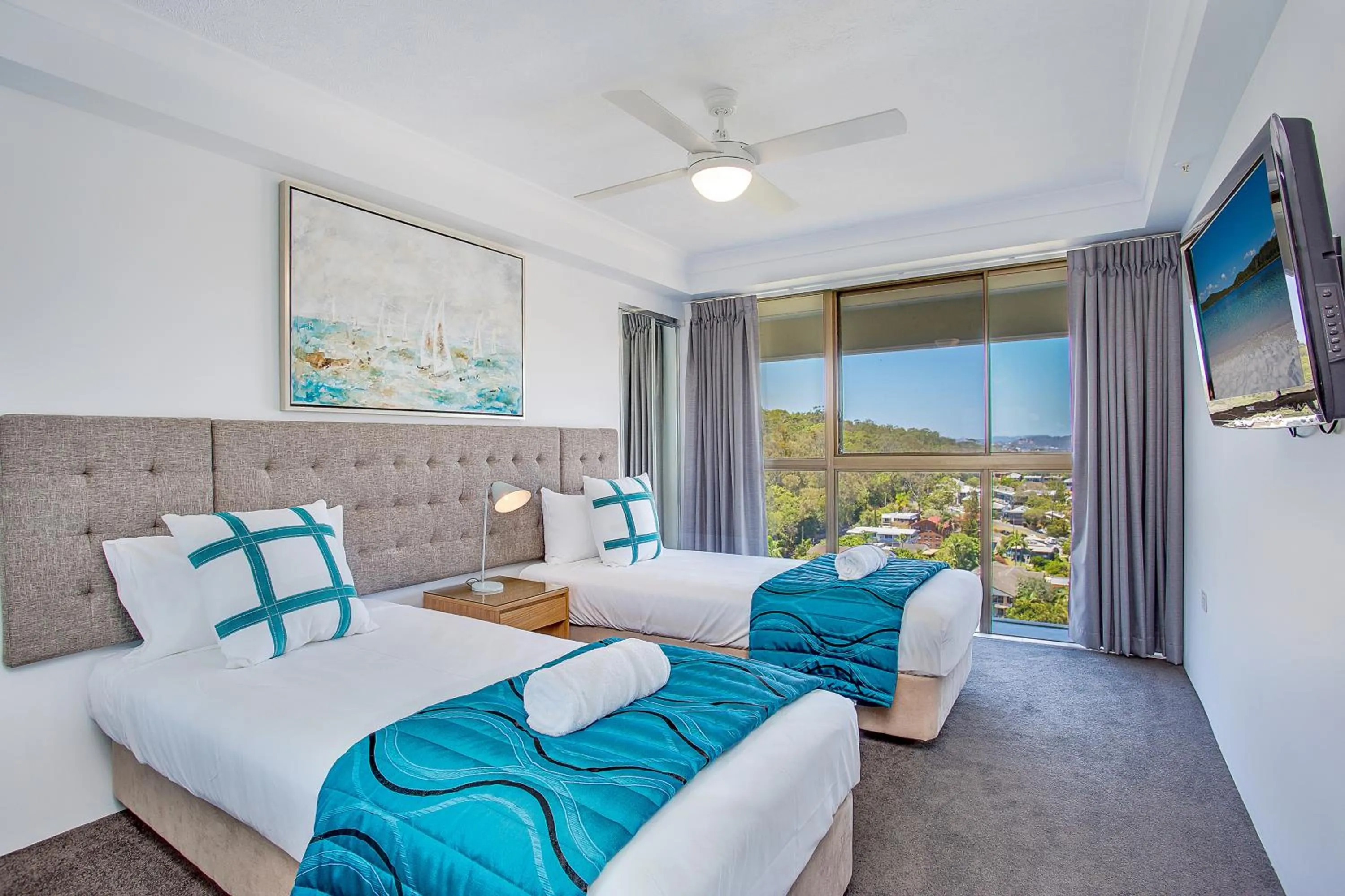 Bed in Gemini Court Holiday Apartments