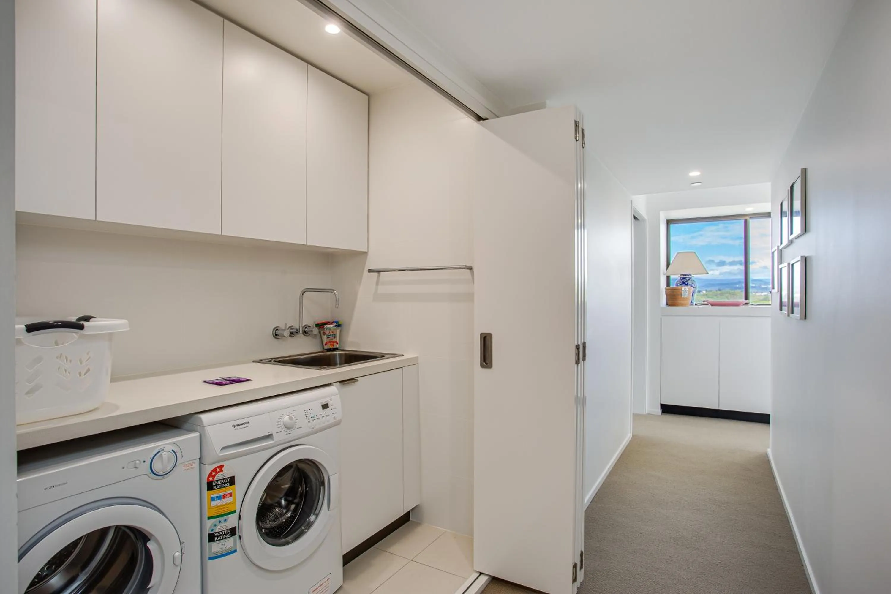 Area and facilities in Gemini Court Holiday Apartments