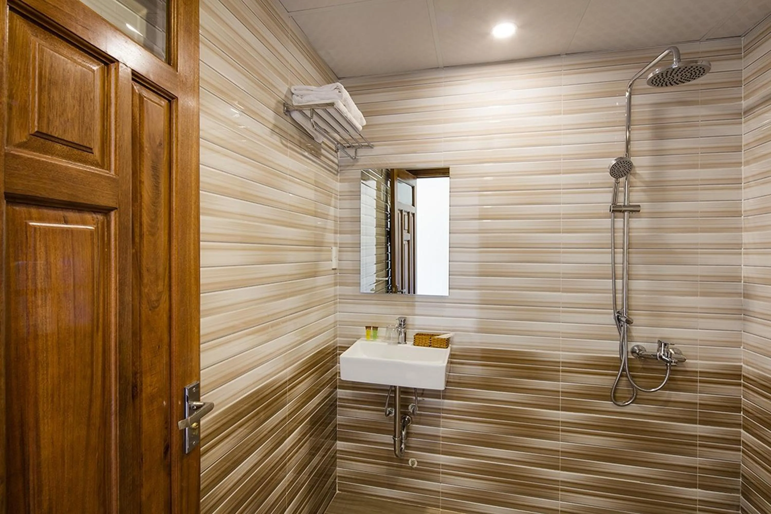 Bathroom in Truong Thinh Hotel
